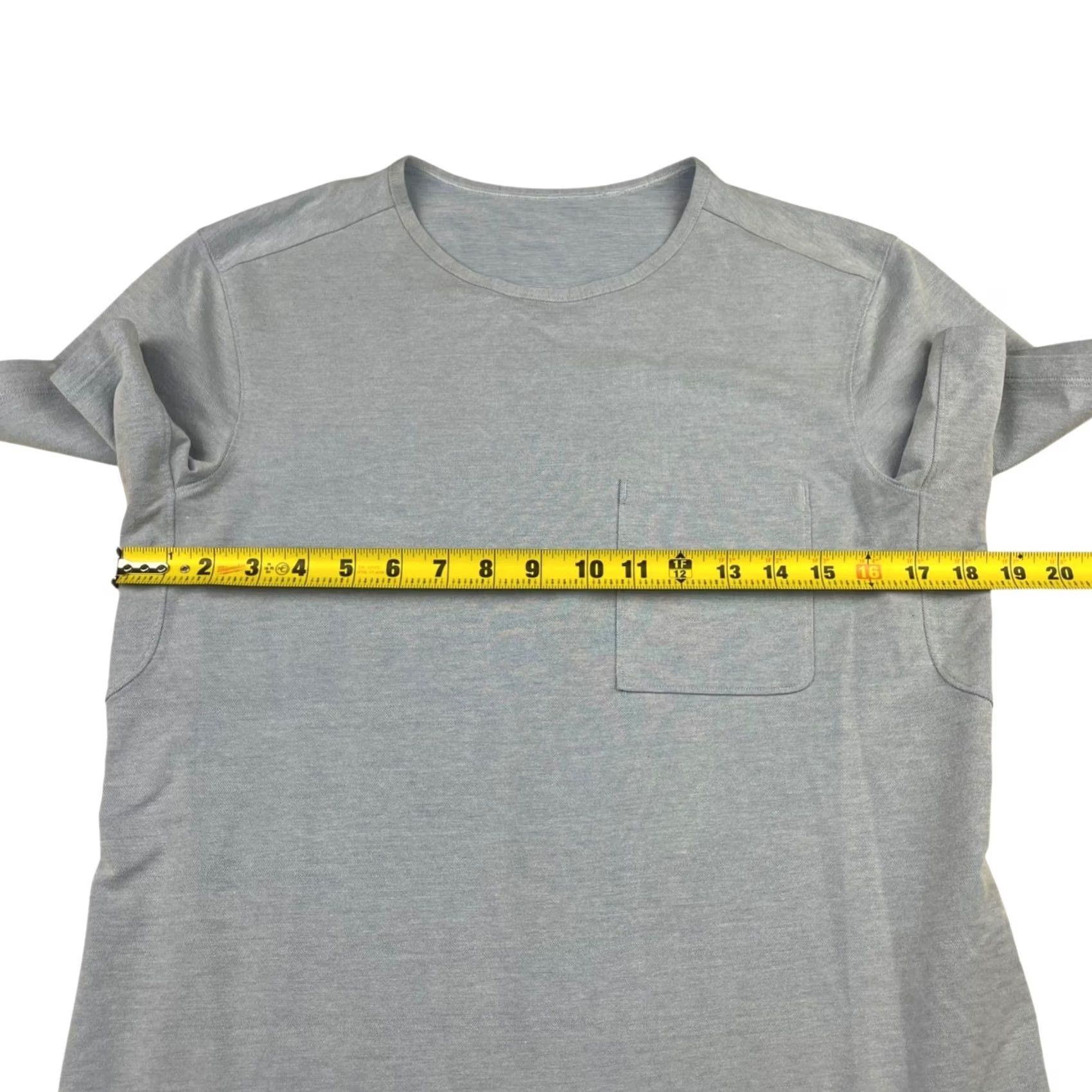 Lululemon Lululemon Men's Pocket Tee T-Shirt Short Sleeve Crew Neck Light Blue S / Small Size US S / EU 44-46 / 1 - 5 Thumbnail