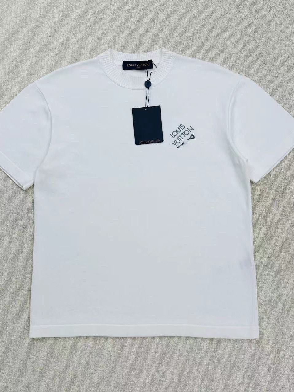 Louis Vuitton Louis Vuitton Logo Knit T-Shirt Size XS Size US XS / EU 42 / 0 - 1 Thumbnail