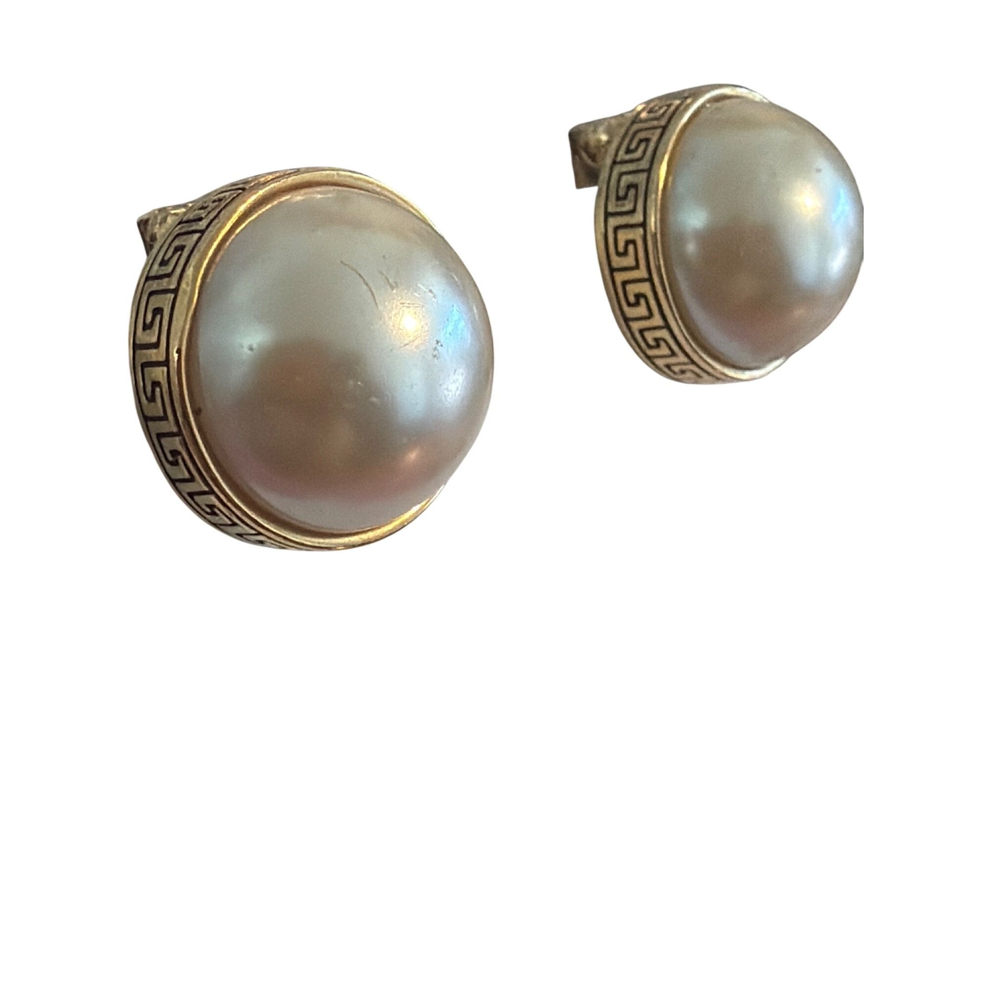 Other Vintage Faux Pearl Mabe Clip On Earrings Greek Key Gold Trim Size ONE SIZE - 2 Thumbnail