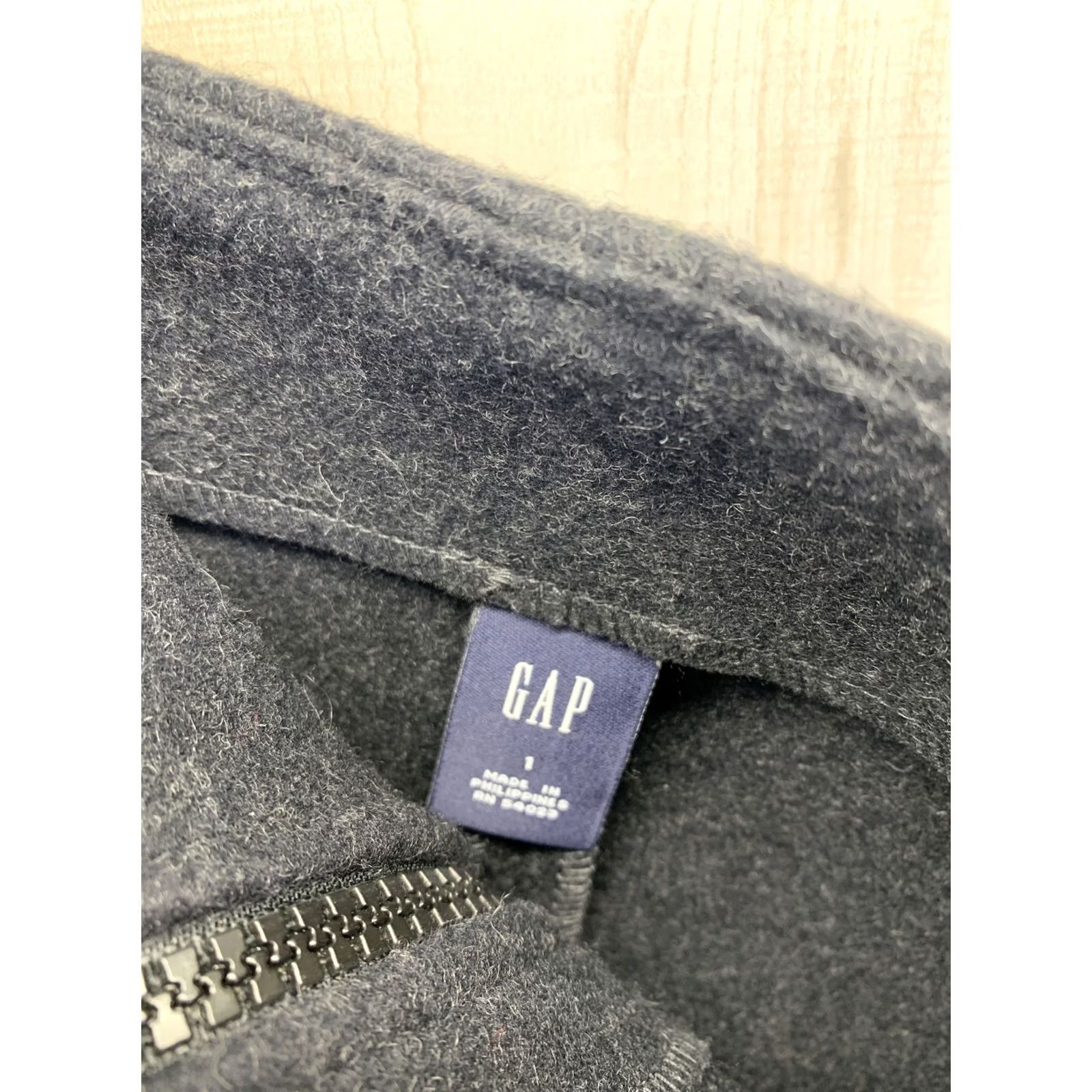 Gap VINTAGE Gap Wool/Nylon Pocket Gray Skirt Women’s SZ 1 Regular See Photo Pockets Brand: Gap Size 25" / US 0 / IT 36 - 6 Thumbnail