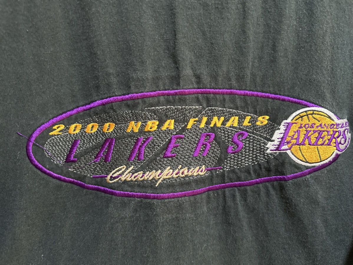 Lee Vintage Lee X Nba Lakers Final 2000 Oversize Faded Tee Size US XXL / EU 58 / 5 - 2 Thumbnail