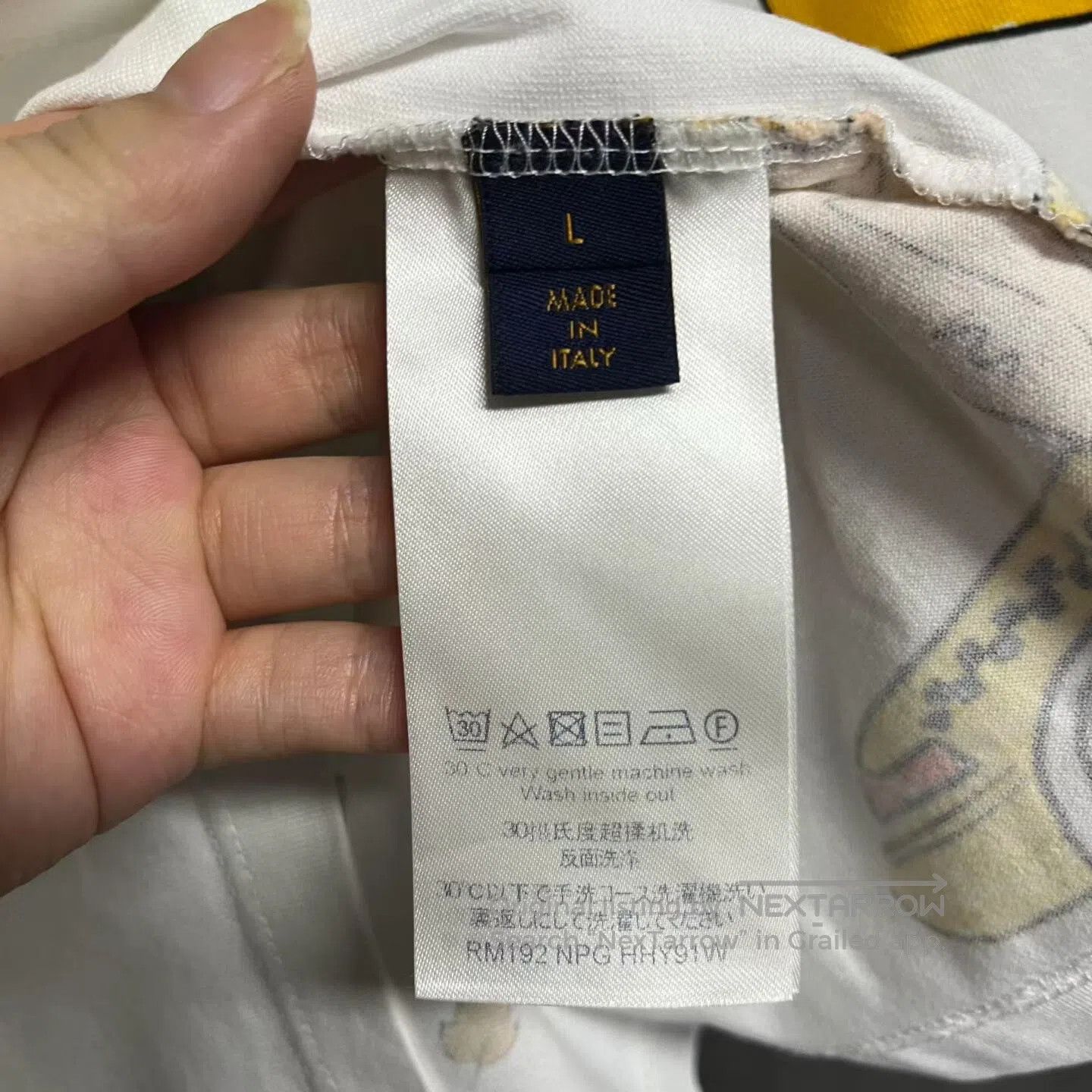 Louis Vuitton Louis Vuitton Short-sleeved T-shirt with a character desig Size US L / EU 52-54 / 3 - 3 Thumbnail