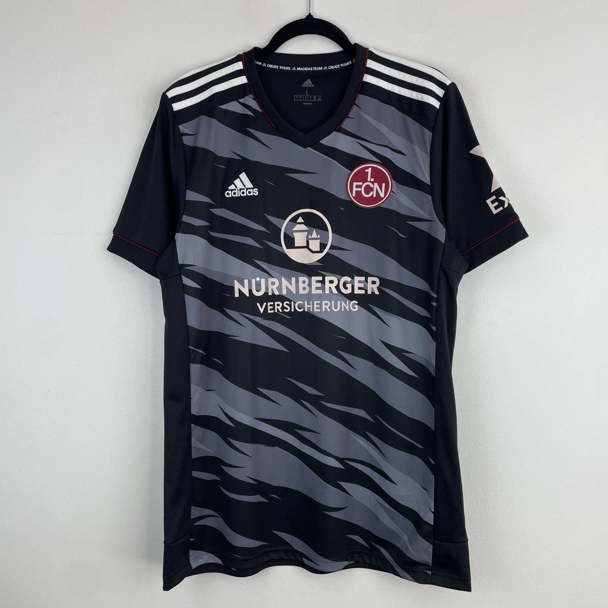 Adidas 1. FC Nürnberg Third Adidas Jersey Shirt 2021/2022 size L Size US L / EU 52-54 / 3 - 1 Thumbnail