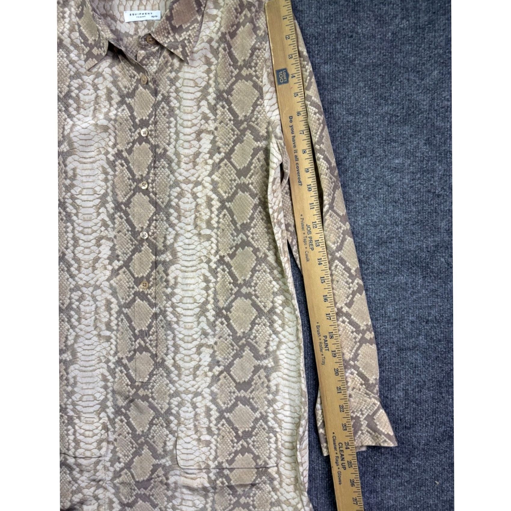 Equipment Equipment Shirt Dress Womens XS Tan Snakeskin Print Long Sleeve Silk 100% Silk Button-Front Pockets Casual Workwear Size XS / US 0-2 / IT 36-38 - 3 Thumbnail