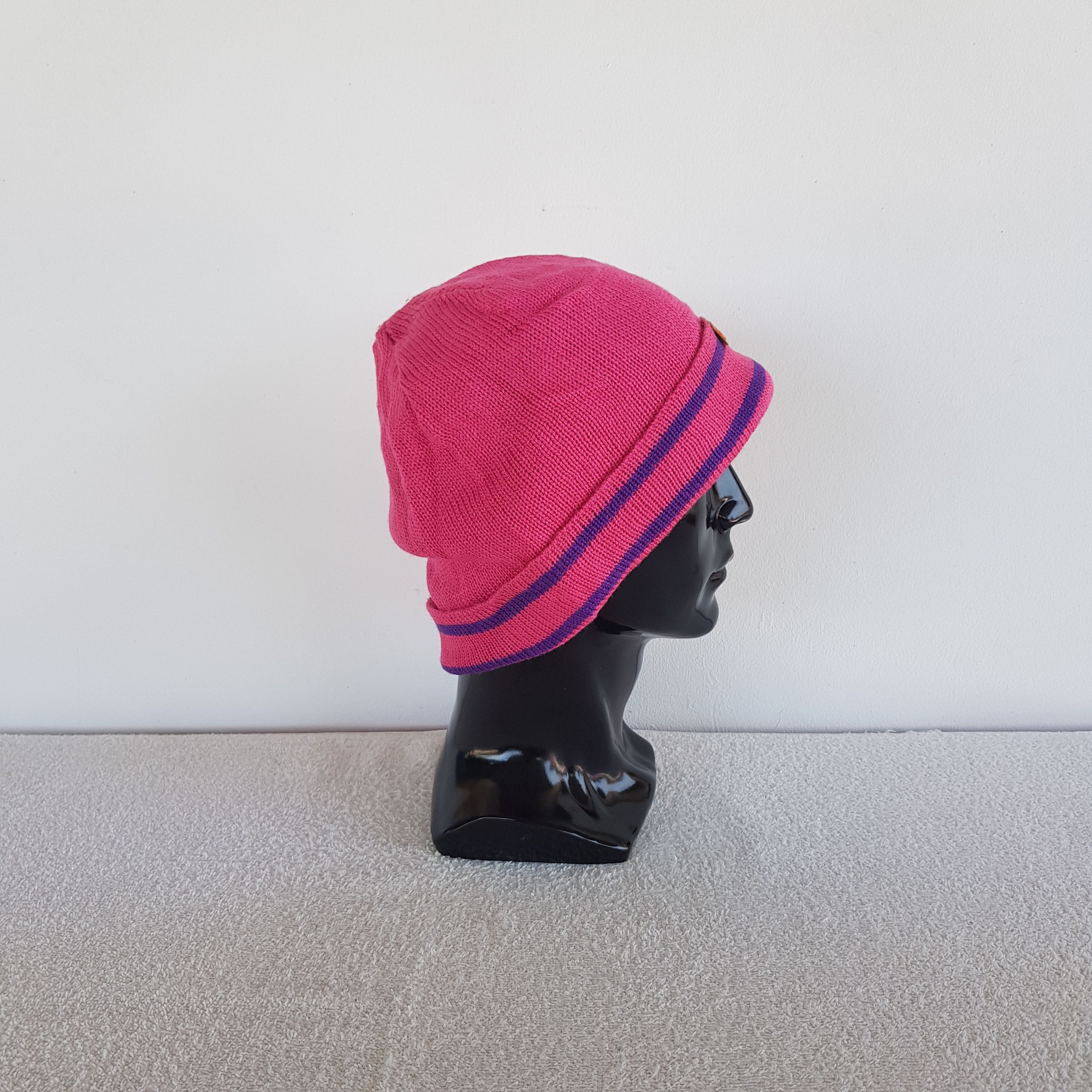 Other Vintage Marie Claire Beanie Knitted Snow Caps Ski Hats. Size ONE SIZE - 2 Thumbnail