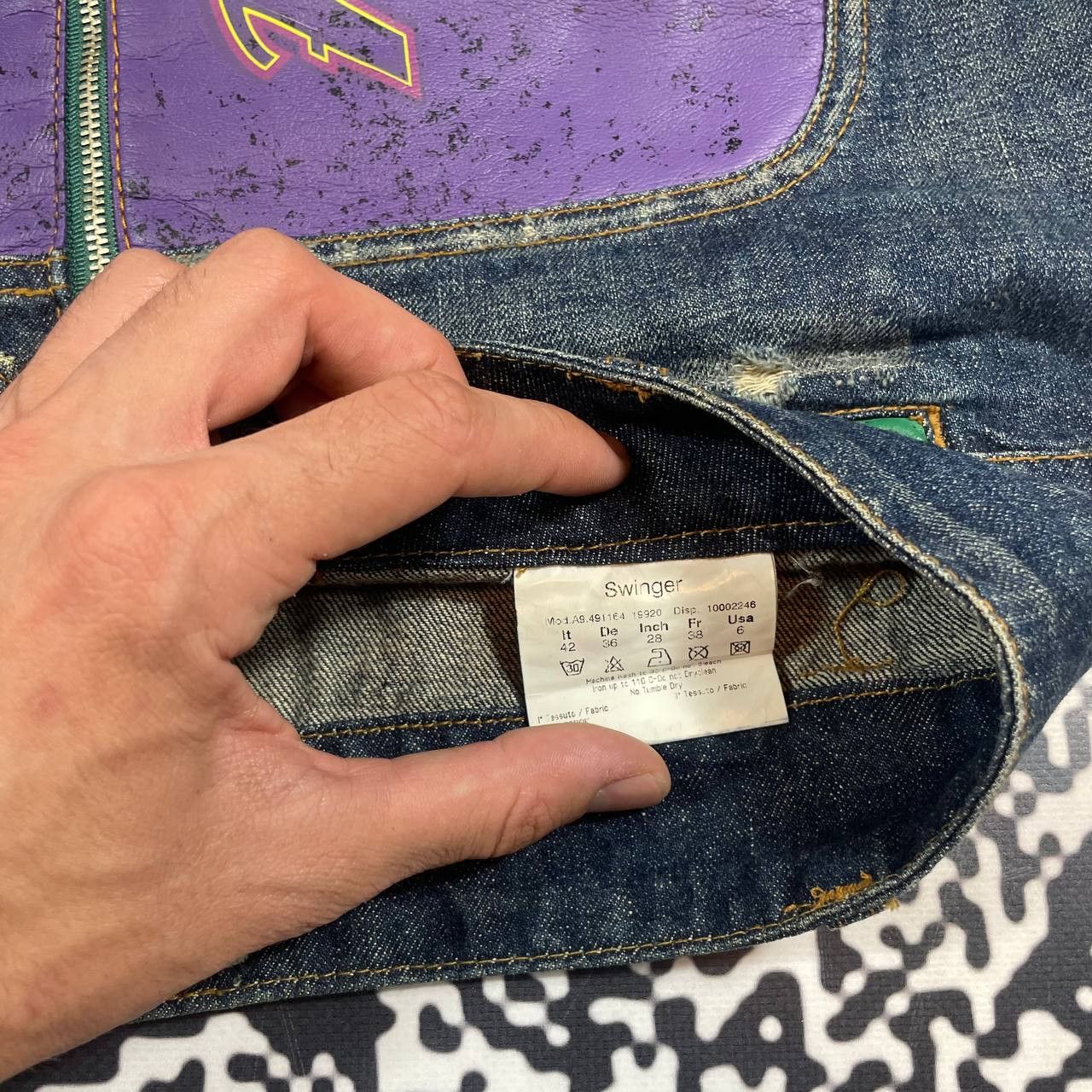Japanese Brand Vintage Y2K Japanese Style Denim Mini Skirt Retro 90s Style Size 28" / US 6 / IT 42 - 14 Thumbnail