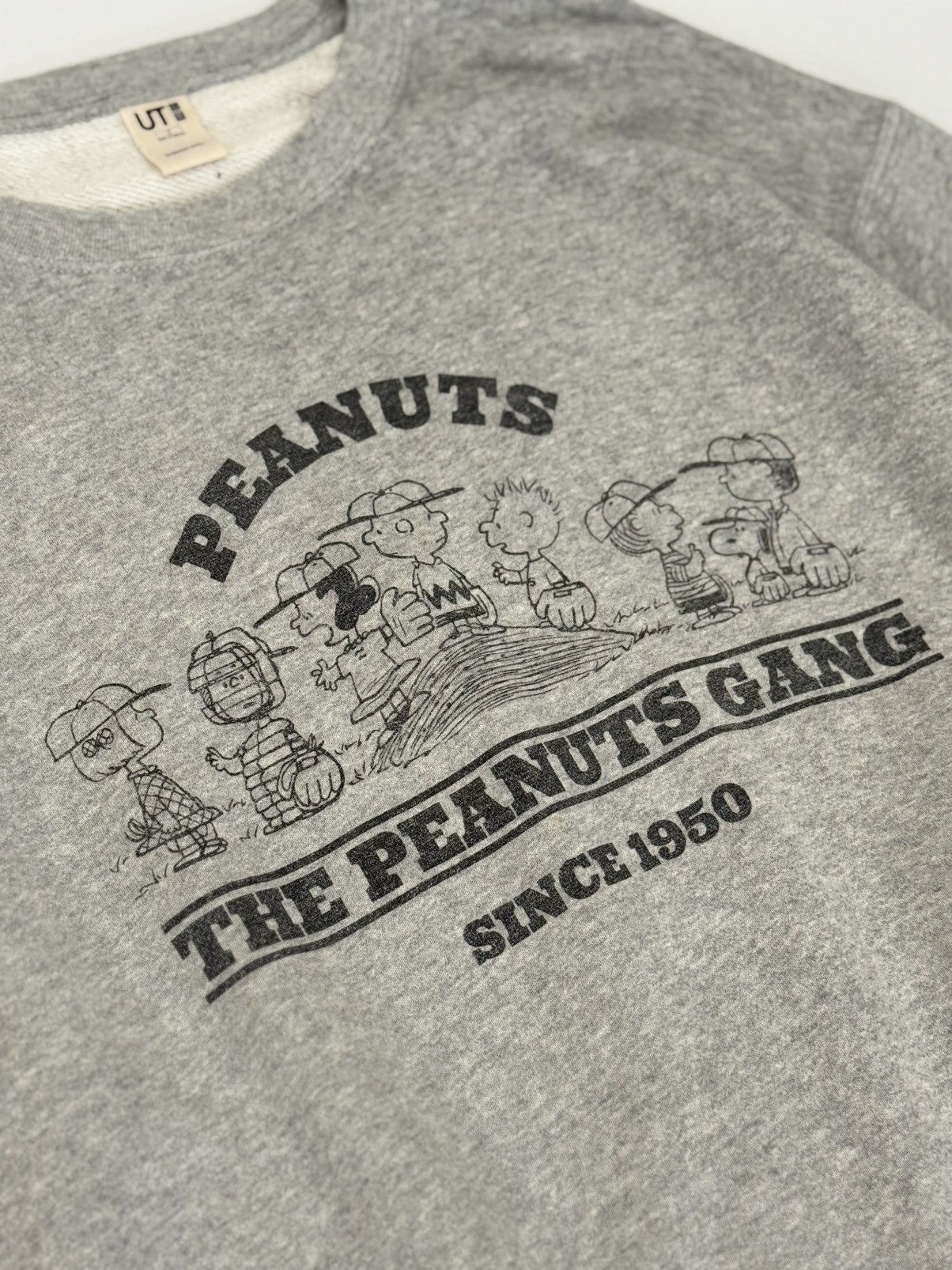 Peanuts 🔥 Y2K Uniqlo Peanut Snoopy Family big Print logo Sweatshirt Size US S / EU 44-46 / 1 - 4 Thumbnail