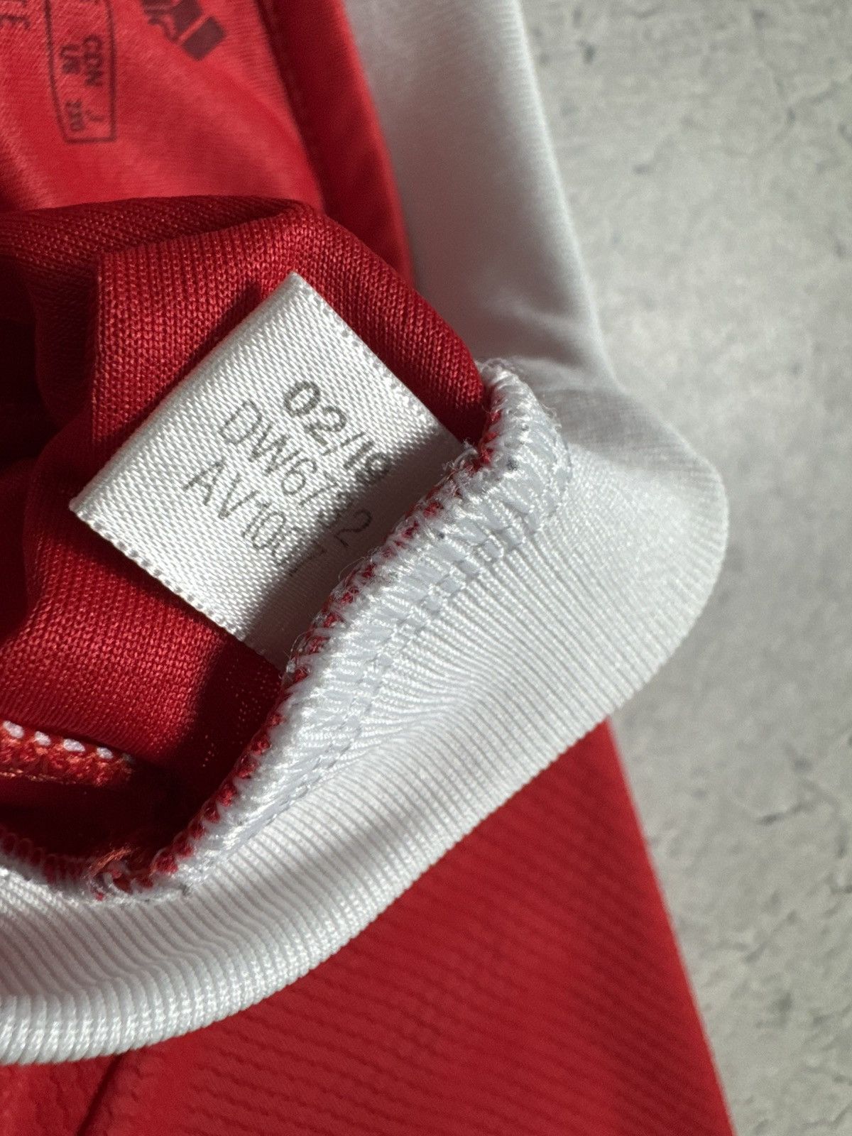 Adidas Adidas Benfica 2019/2020 Vintage Soccer Jersey Size US L / EU 52-54 / 3 - 7 Thumbnail