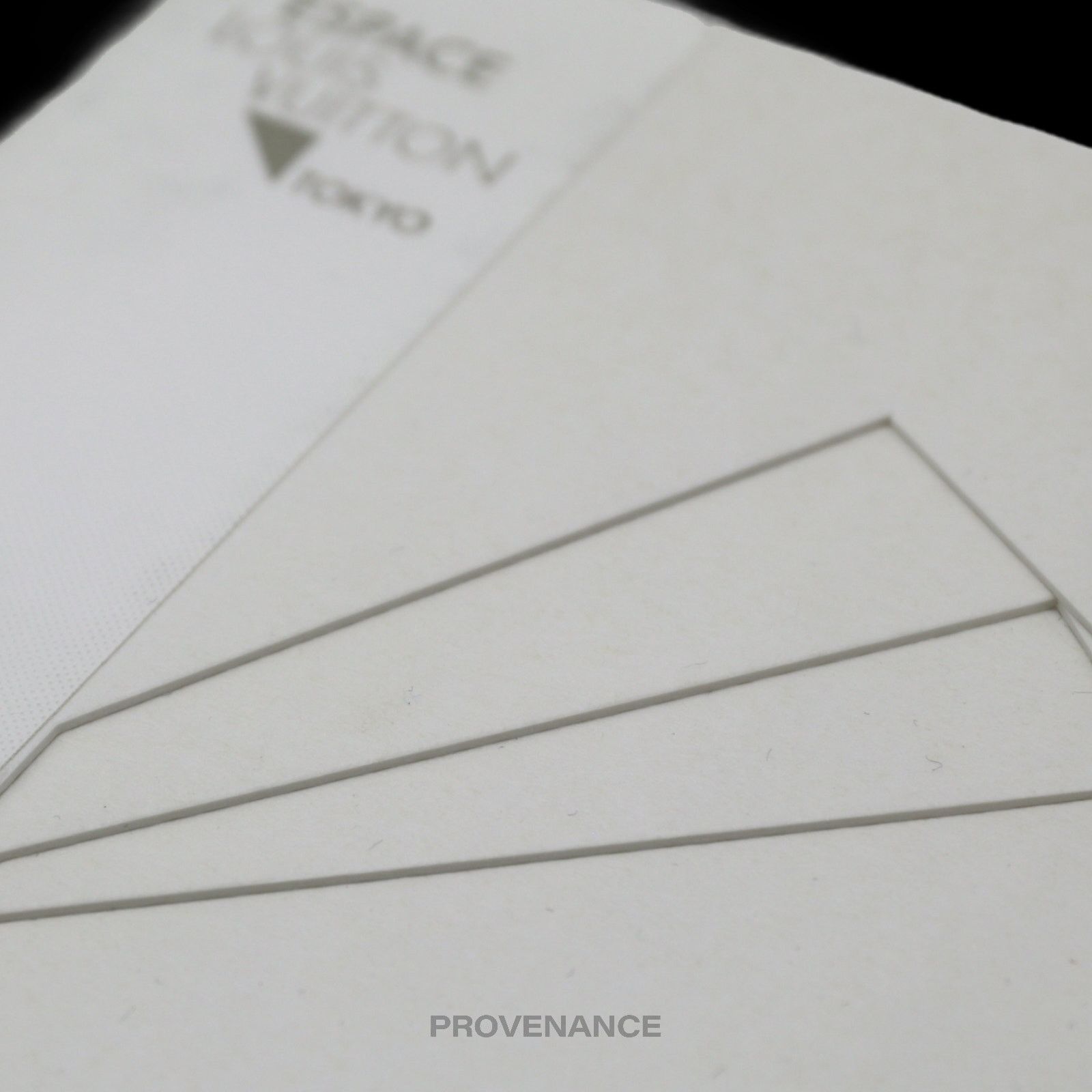 Louis Vuitton 🔴 Louis Vuitton INFINITE RENEW Espace Art Book Size ONE SIZE - 4 Thumbnail