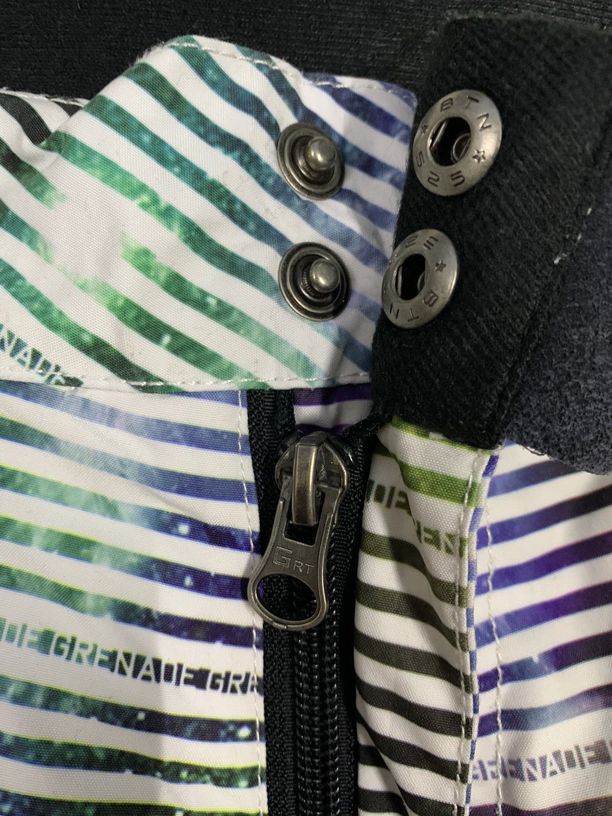 Japanese Brand Grenade “Viva La Grenade” Galaxy Print Snowboarding Pants Size US 34 / EU 50 - 5 Thumbnail