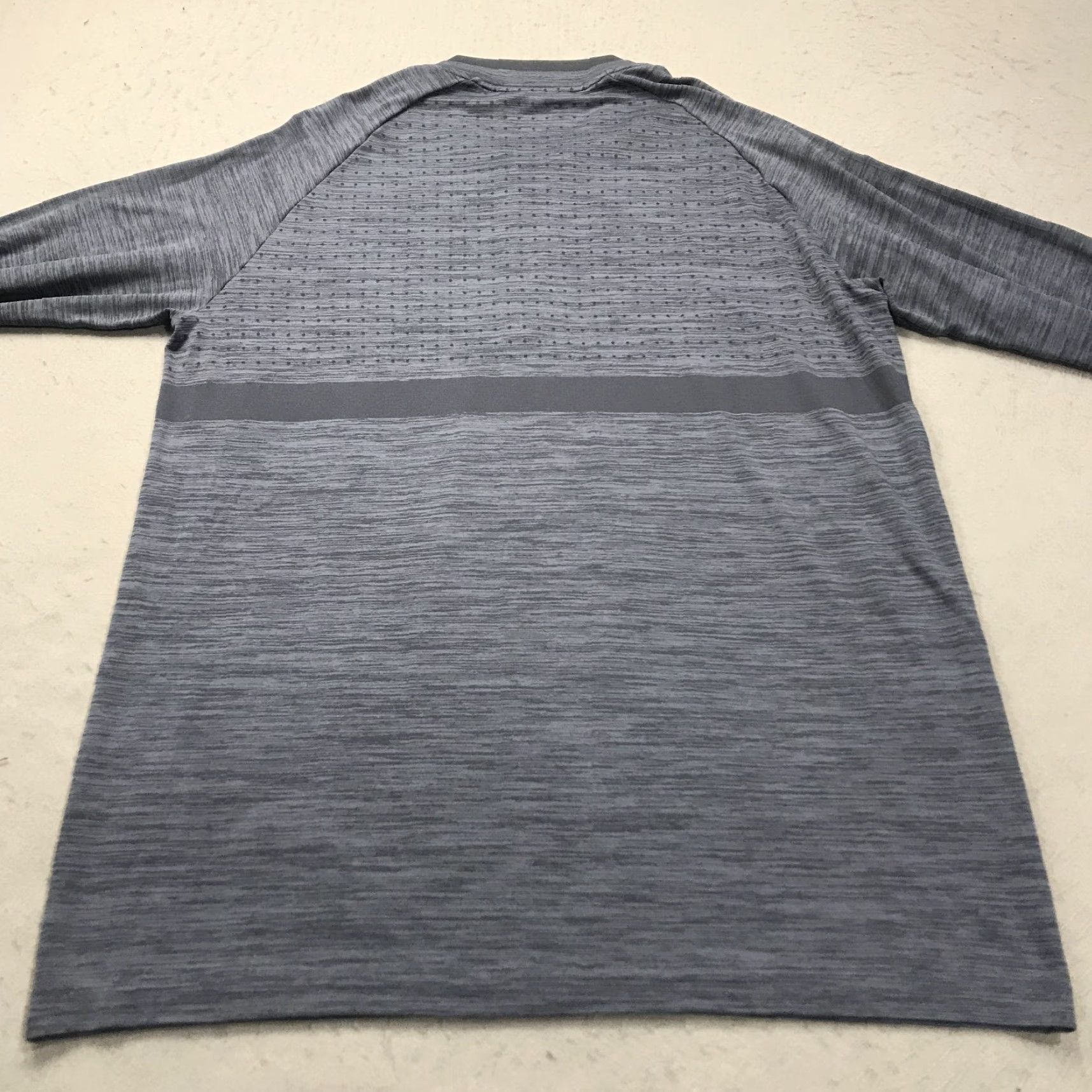 Nike Nike Golf Jacket Mens XL Gray Dry Knit 1/4 Zip Blade Collar Dri Fit Pullover Size US XL / EU 56 / 4 - 7 Thumbnail