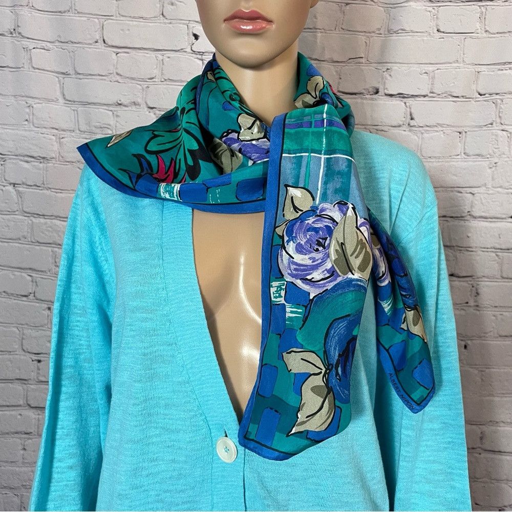 Albert Nipon Vintage Albert Nipon 100% Silk Floral Print Scarf 34" x 34" Size ONE SIZE - 5 Thumbnail