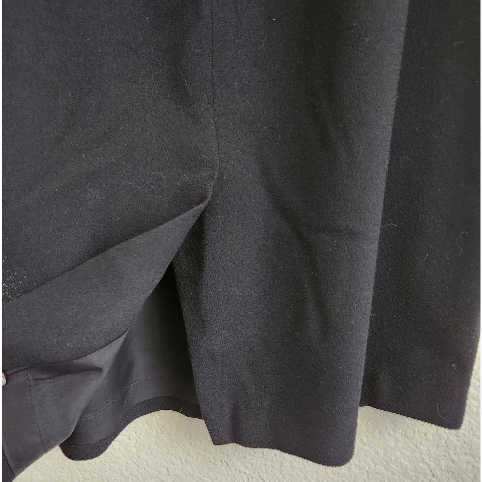 Other Black 100% Wool Below The Knee Skirt 10 Lined Lightweight Size 32" / US 10 / IT 46 - 3 Thumbnail
