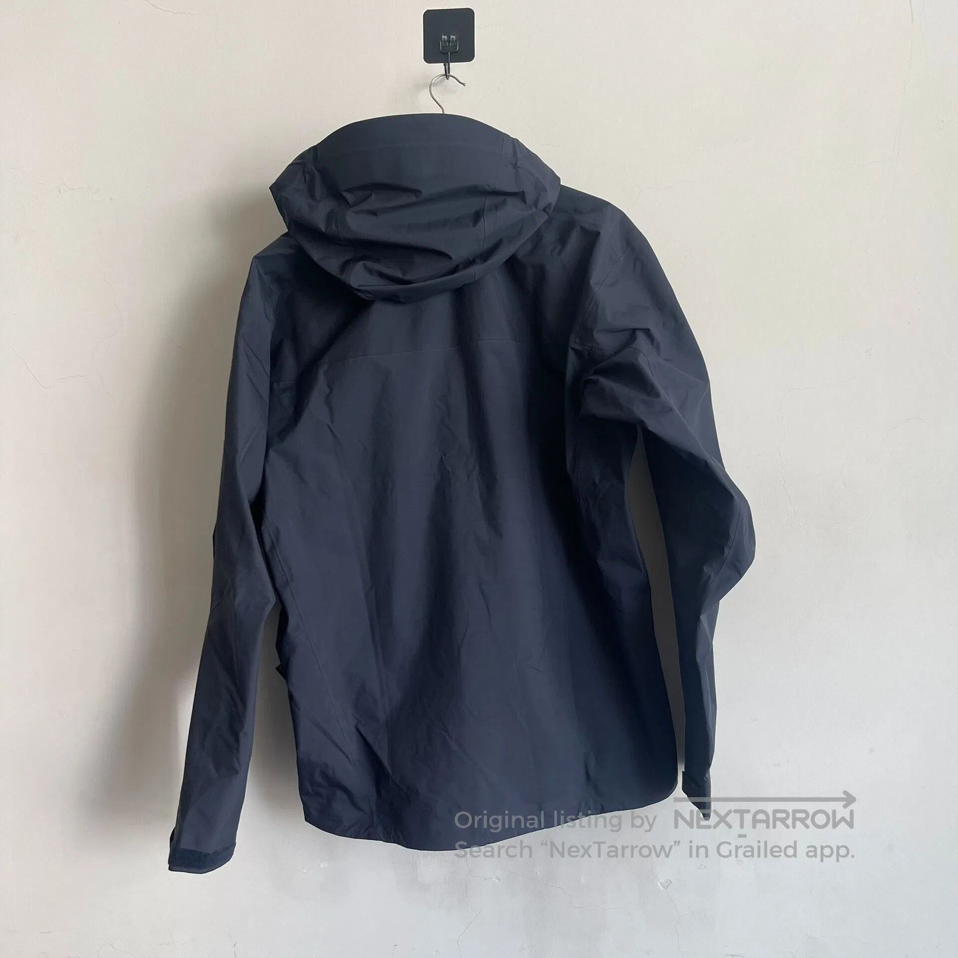 Arc'teryx Arcteryx BETA AR Gore-Tex Hooded Jacket. Size US L / EU 52-54 / 3 - 7 Thumbnail