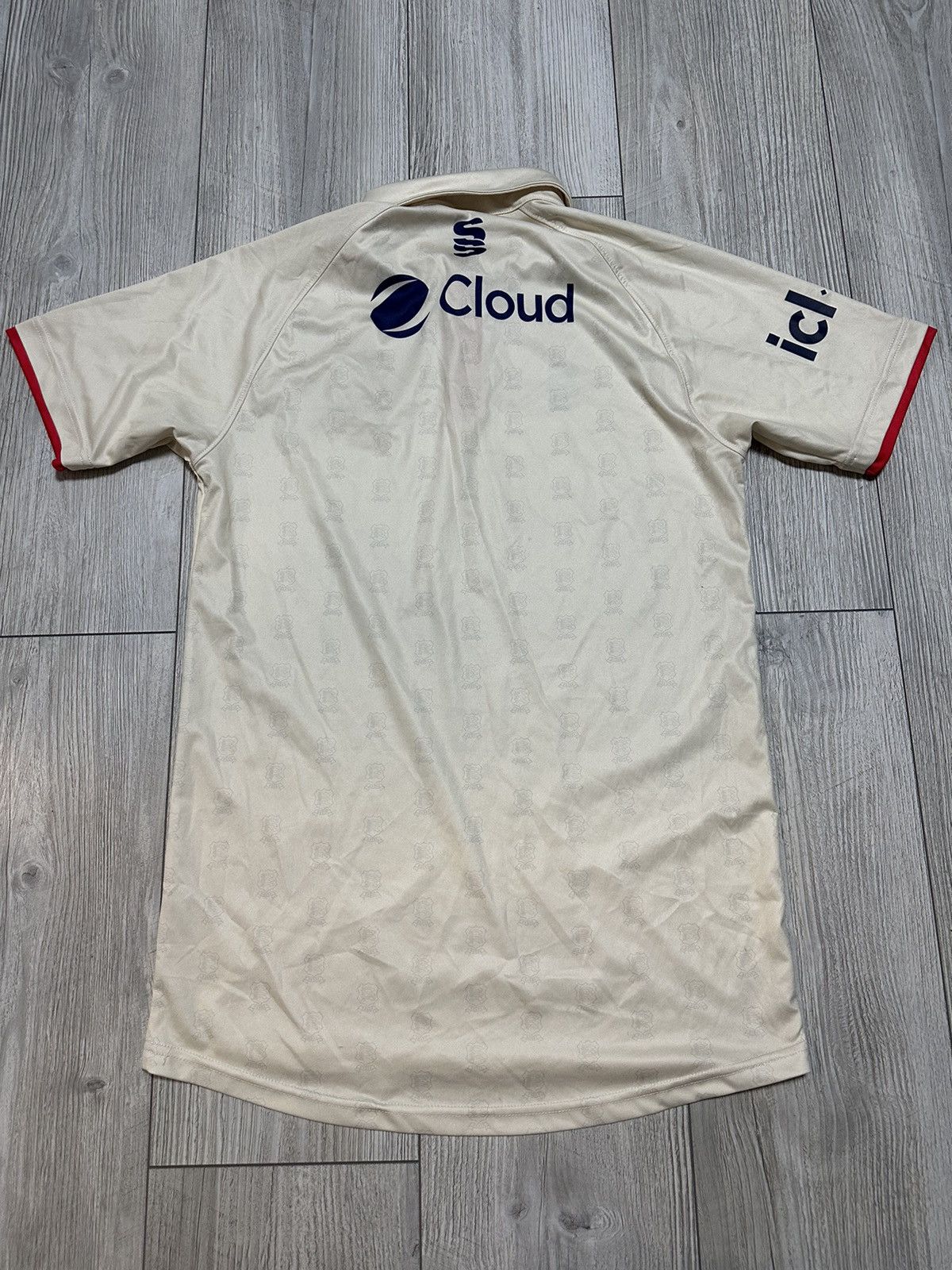 Other Essex Jersey Cricket Shirt Champions 2017 Surridge Size US M / EU 48-50 / 2 - 4 Thumbnail