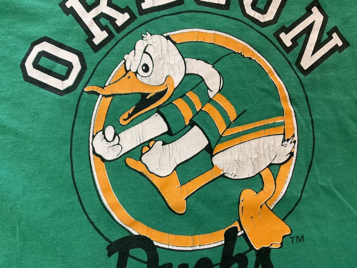 NCAA Vintage 90s Oregon Ducks T-Shirt by Logo7 Disney Donald Duck Size US M / EU 48-50 / 2 - 5 Thumbnail