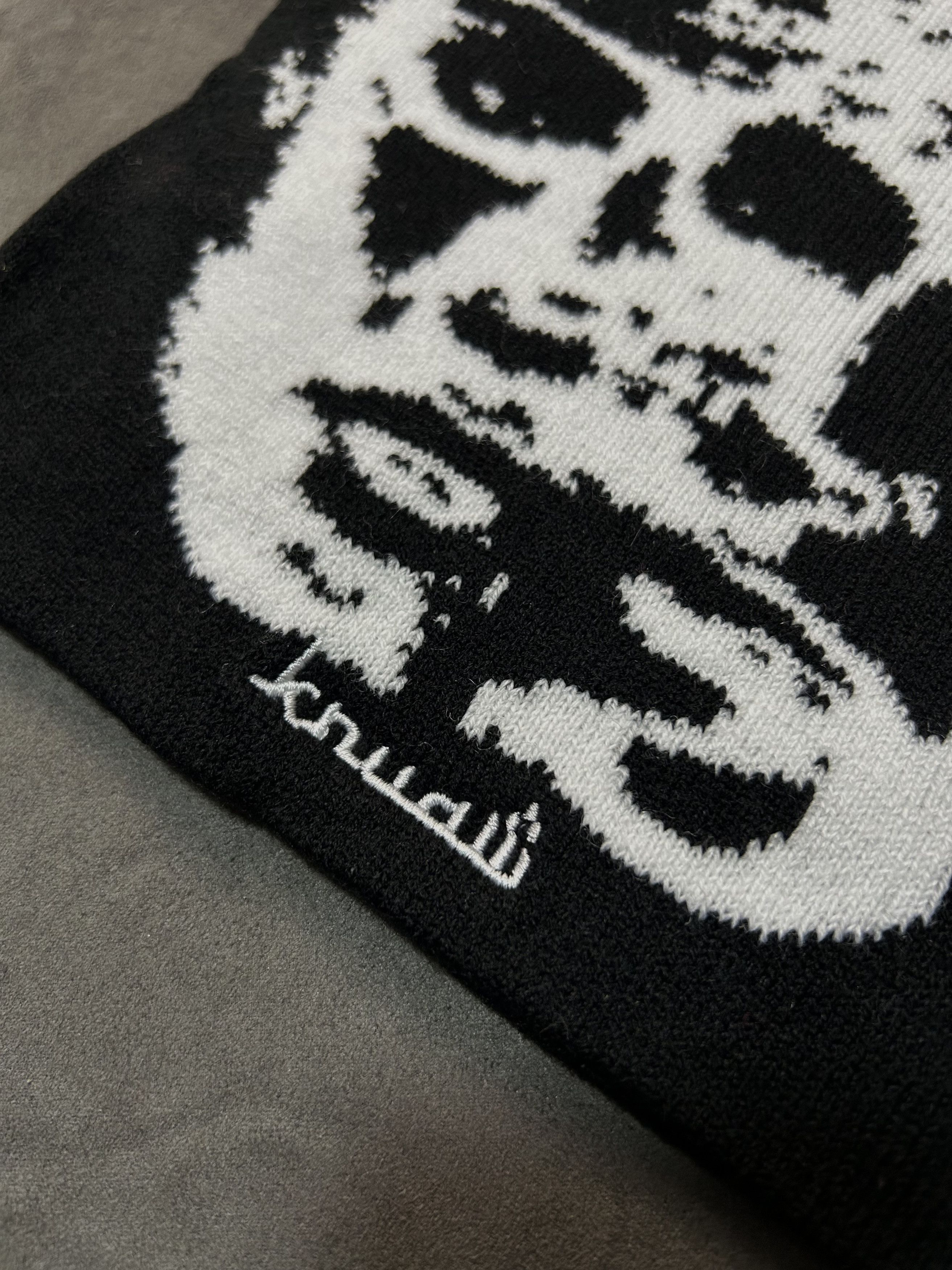 Japanese Brand Rare Double Faces Graphic No Cuff Knit Black Beanie Hats OS Size ONE SIZE - 2 Thumbnail