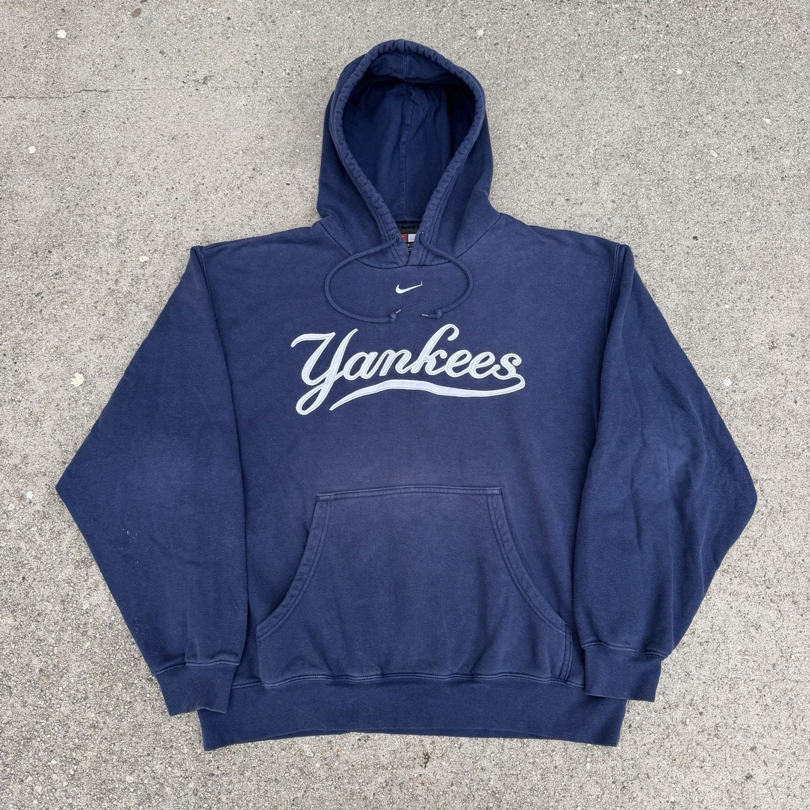 MLB × Nike × Vintage Vintage Nike New York Yankees Center Swoosh Check Hoodie Size US L / EU 52-54 / 3 - 2 Thumbnail