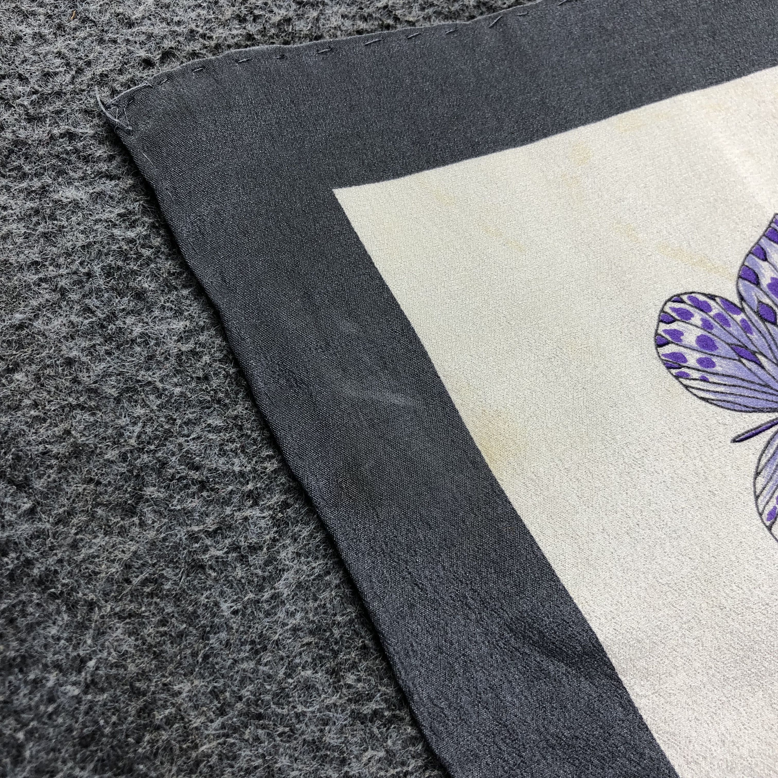 Hanae Mori Hanae Mori Butterflies Silk Scarf M651 Size ONE SIZE - 7 Thumbnail