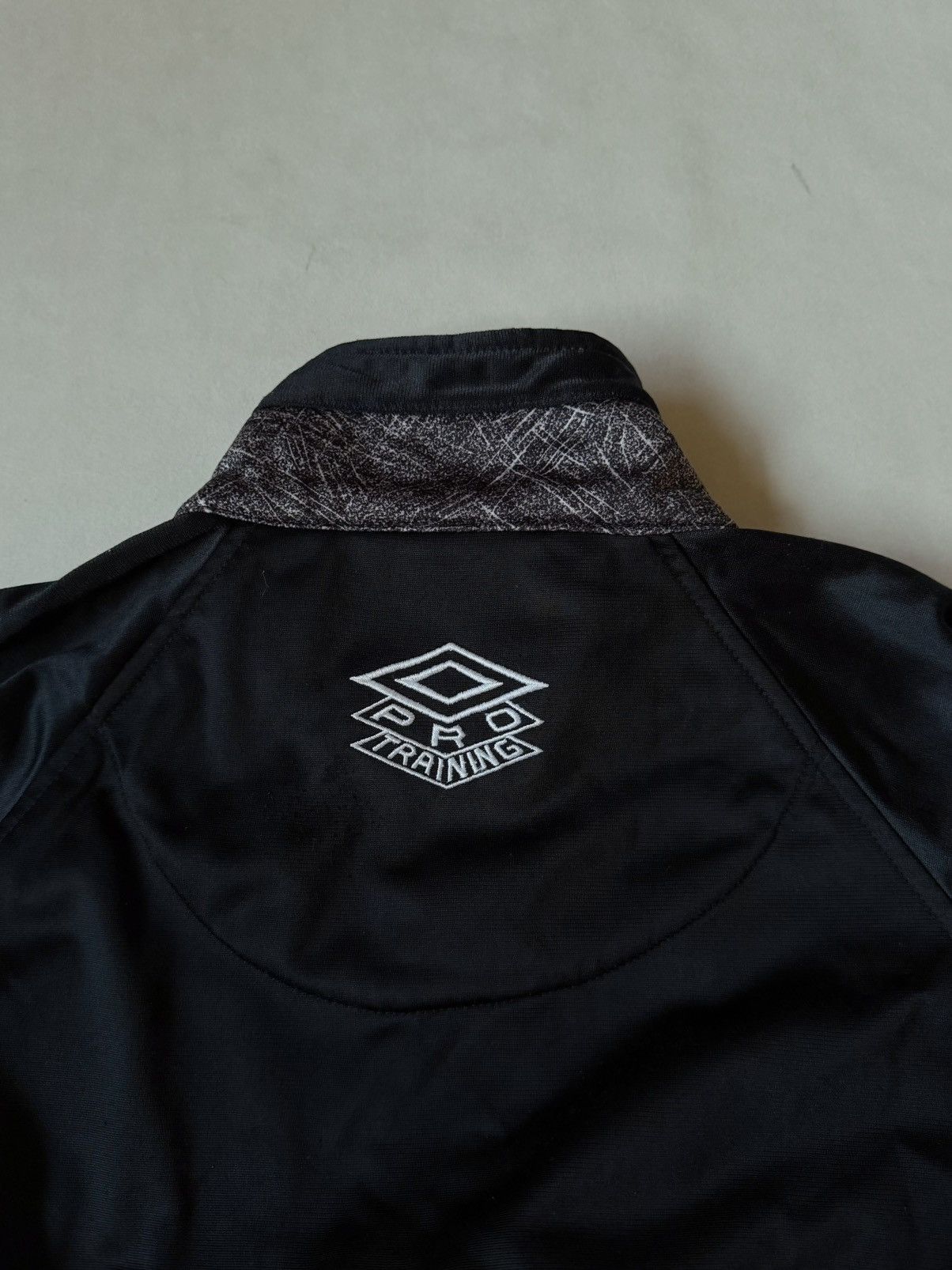 Umbro Umbro Pro Training Vintage Track Zip Jacket Rare Football Size US S / EU 44-46 / 1 - 6 Thumbnail