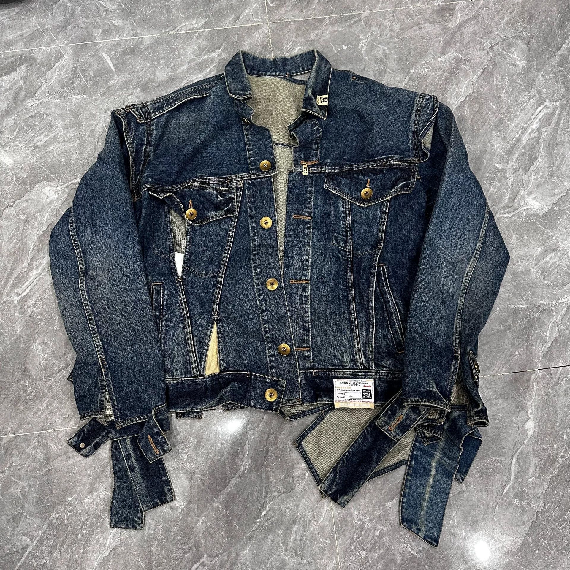 Maison MIHARA YASUHIRO Maison Mihara Yasuhiro Distressed Denim Jacket Size US L / EU 52-54 / 3 - 1 Thumbnail