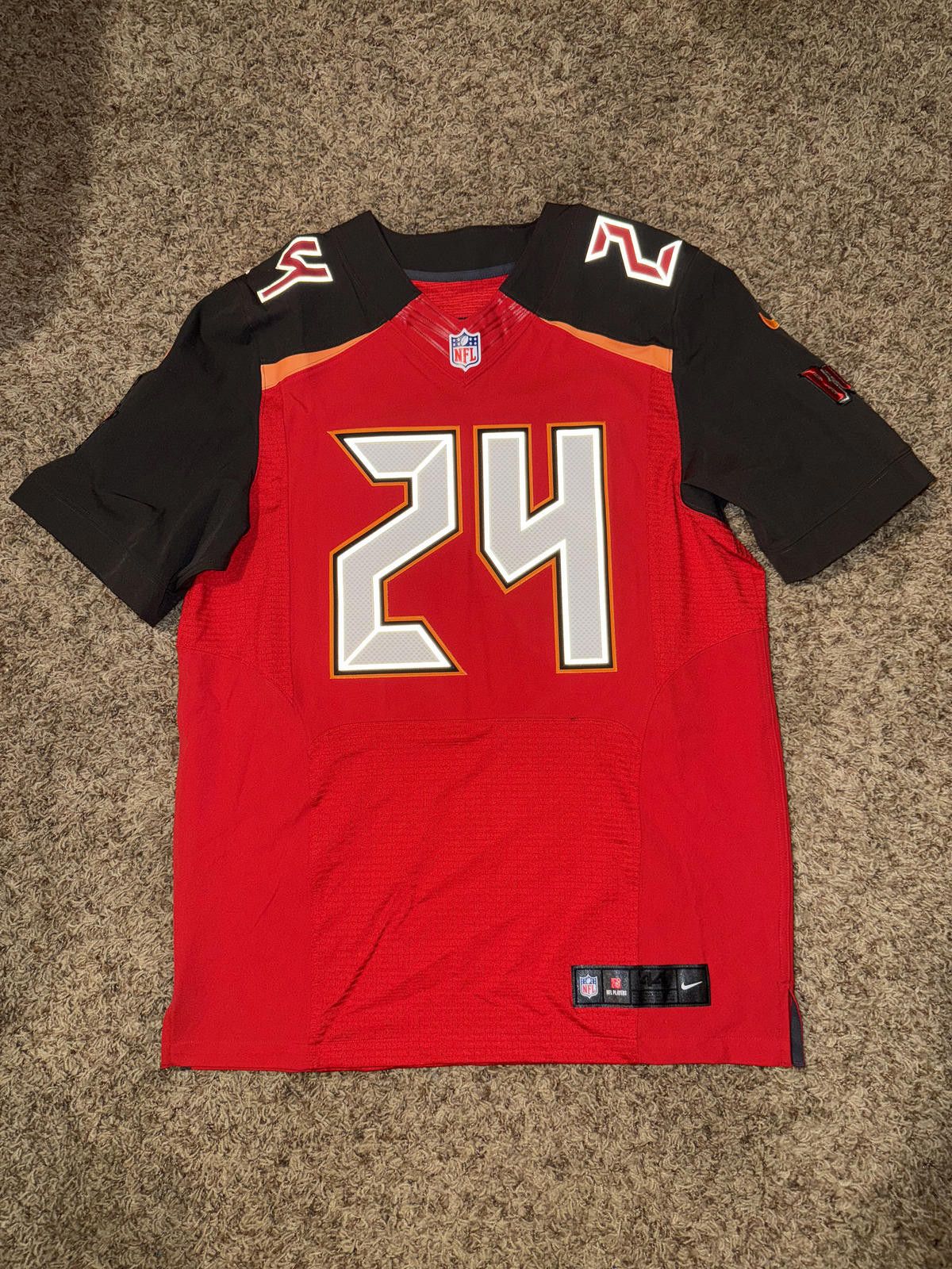 Nike 2014 Nike Men’s Tempa Bay Buccaneers Darrelle Revis Vapor Home Jersey Size US XL / EU 56 / 4 - 1 Thumbnail