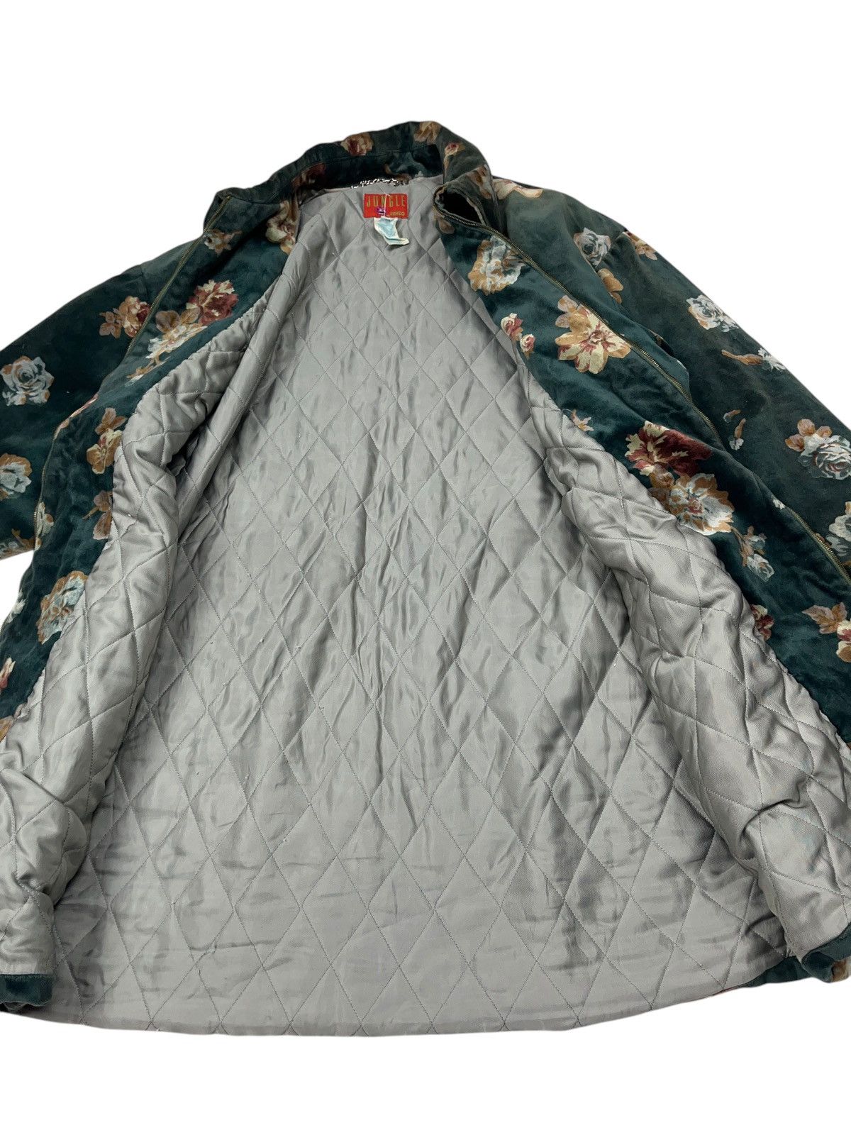 Kenzo × Vintage Vintage Kenzo Jungle Floral Velvet Jacket Skirt Suit Size S / US 4 / IT 40 - 9 Thumbnail