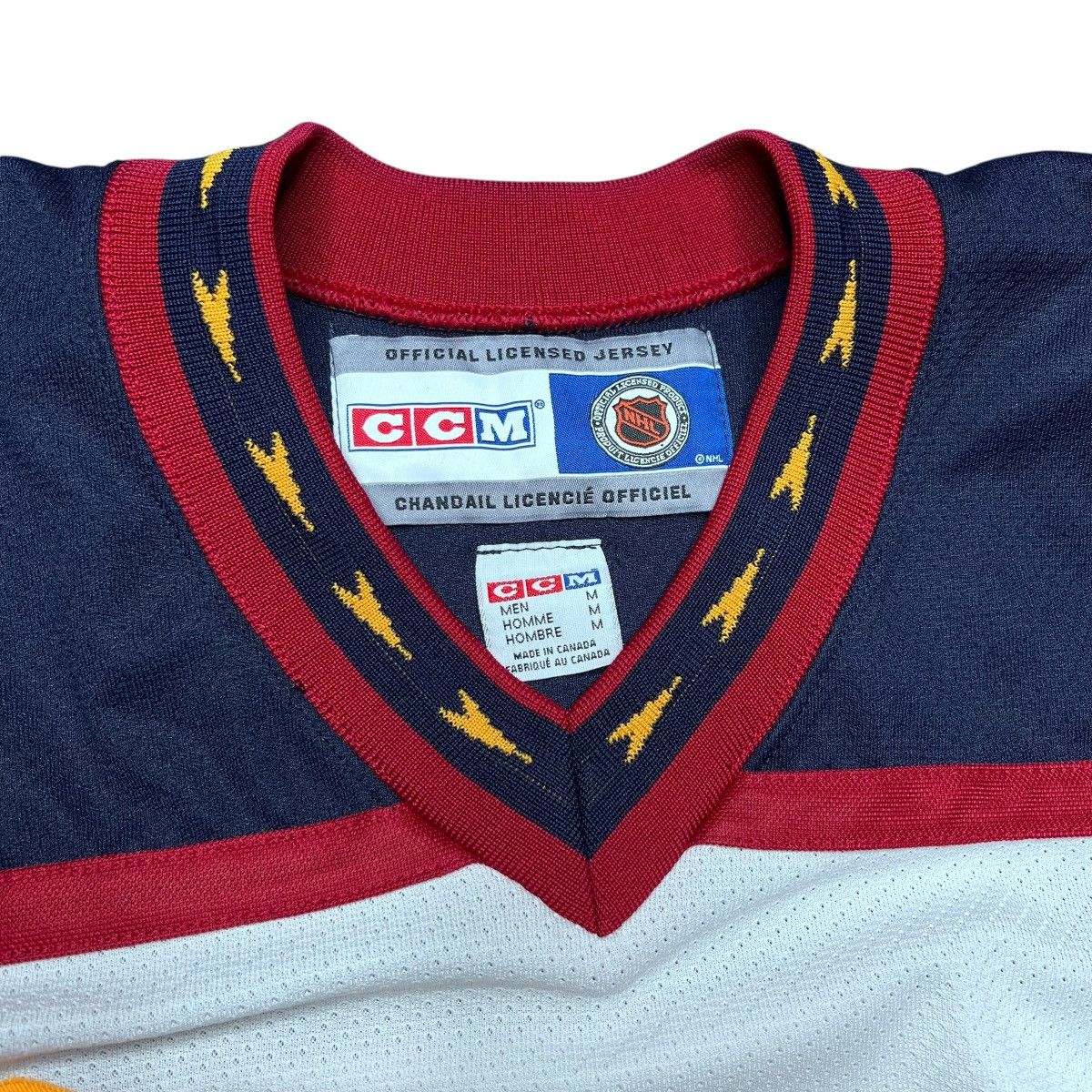 Ccm Vintage NHL Atlanta Thrashers CCM Men’s Hockey Jersey Sz M Size US M / EU 48-50 / 2 - 3 Thumbnail