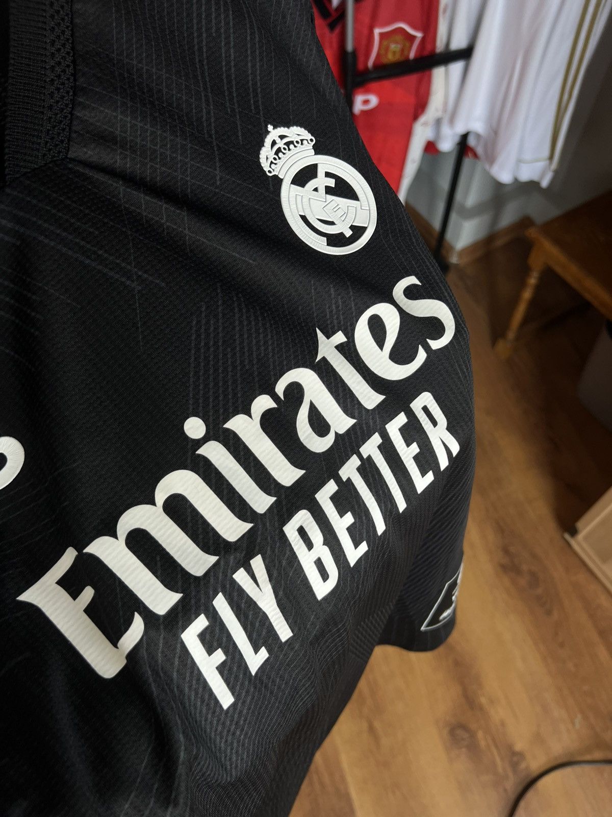Y-3 Soccer Jersey Y-3 Real Madrid 2021/22 Balck Size US L / EU 52-54 / 3 - 8 Thumbnail