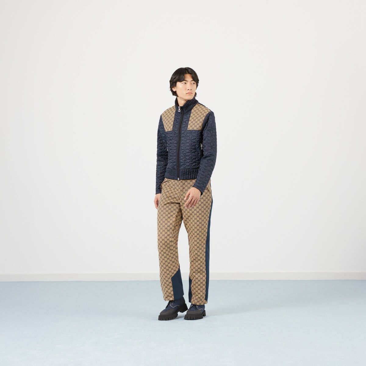 Gucci o1w1db10725 GG Canvas Pant in Beige/Blue Size US 30 / EU 46 - 2 Thumbnail