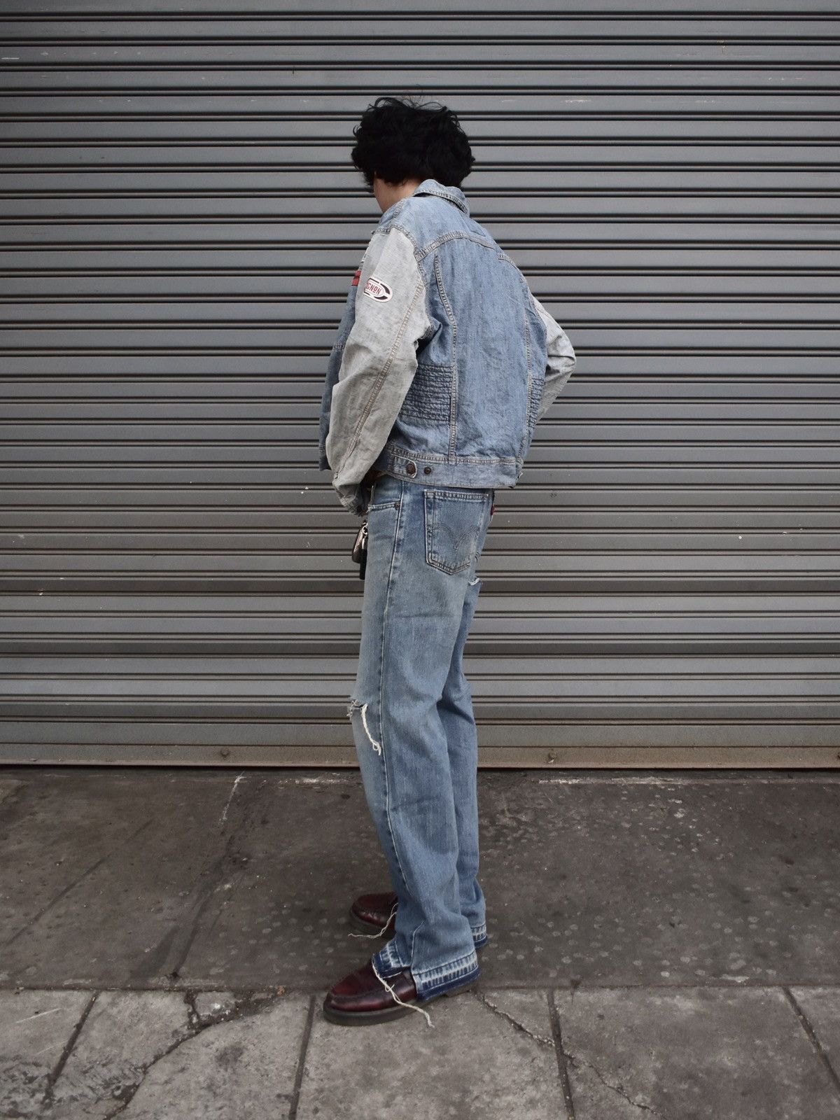 Levi's VINTAGE 2000s LEVI'S 550 DISTRESSED JEANS Size US 31 - 8 Thumbnail