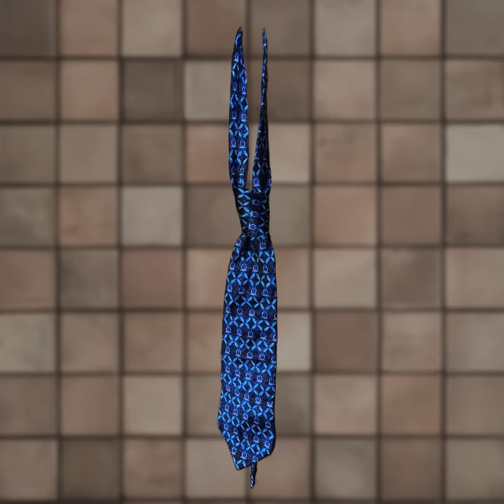 Vintage VINTAGE The Metropolitan Museum of Art Men's Silk Tie Blue Geometric Pattern Classic 57-60 Inches Accessories Size ONE SIZE - 1 Thumbnail