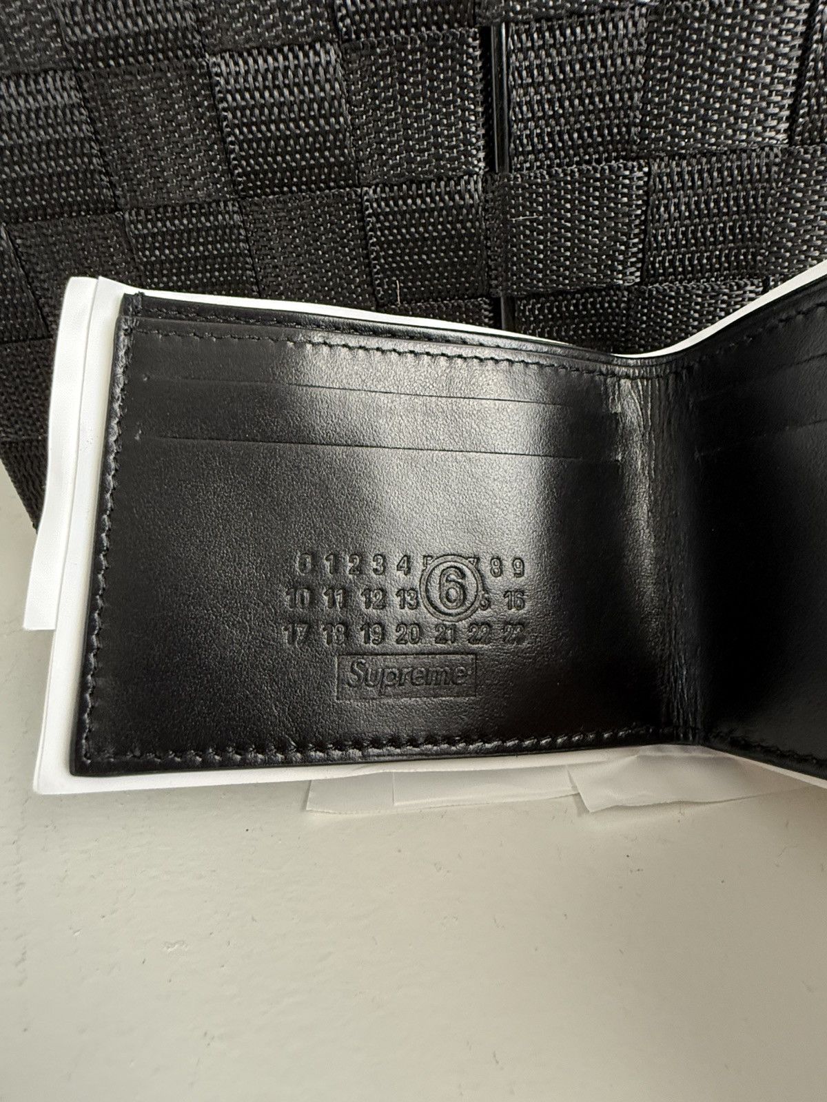 Maison Margiela × Supreme Supreme x MM6 Maison Margiela Receipt Wallet Size ONE SIZE - 6 Thumbnail
