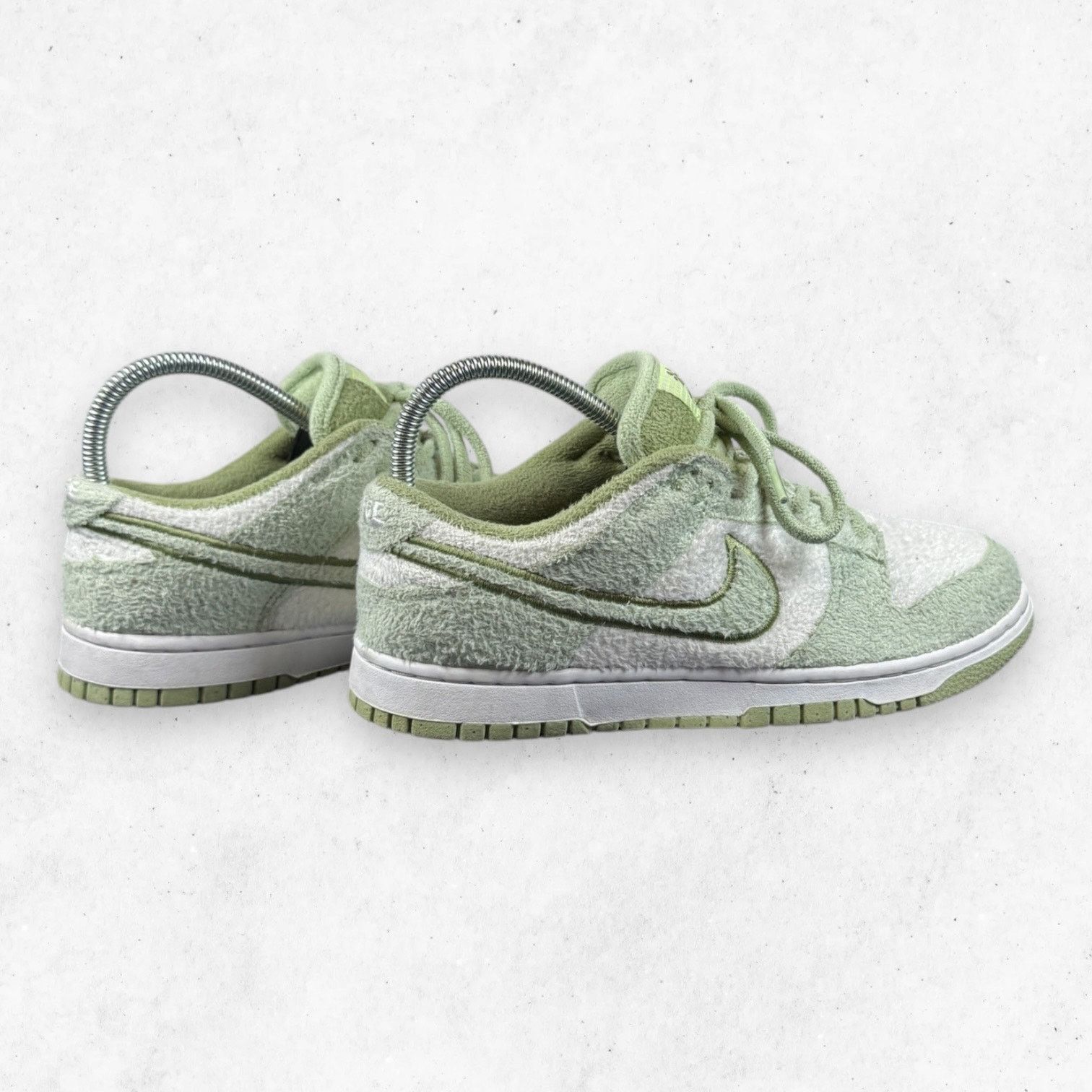 Nike Nike Dunk Low SE Fleece Honeydew Womens Sz 9 Size US 9 / IT 39 - 4 Thumbnail