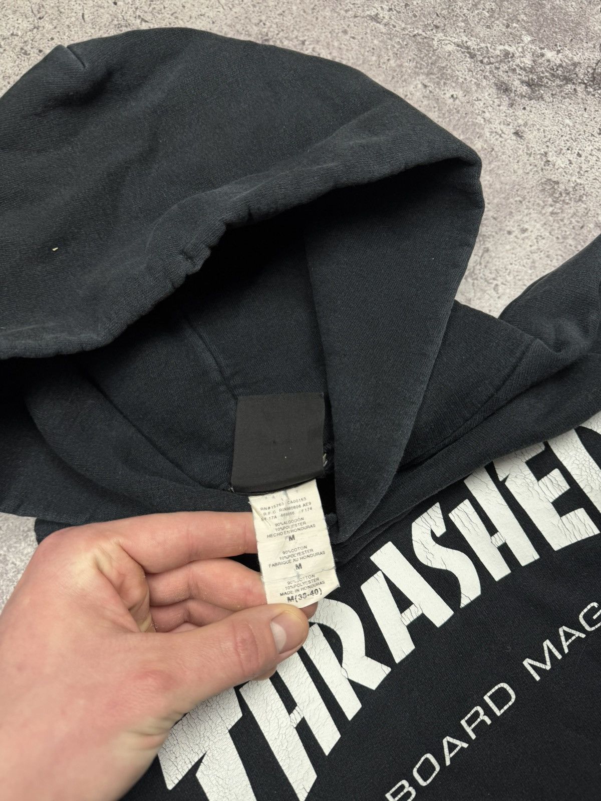 Thrasher Vintage 90s Thrasher Y2K Faded Distressed Hoodie Sweatshirt Size US M / EU 48-50 / 2 - 8 Thumbnail