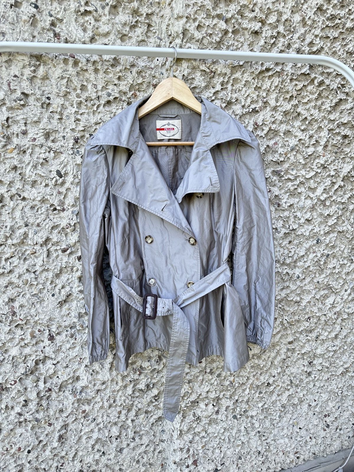 Prada Prada short lightweight trench coat blazer Size M / US 6-8 / IT 42-44 - 1 Thumbnail