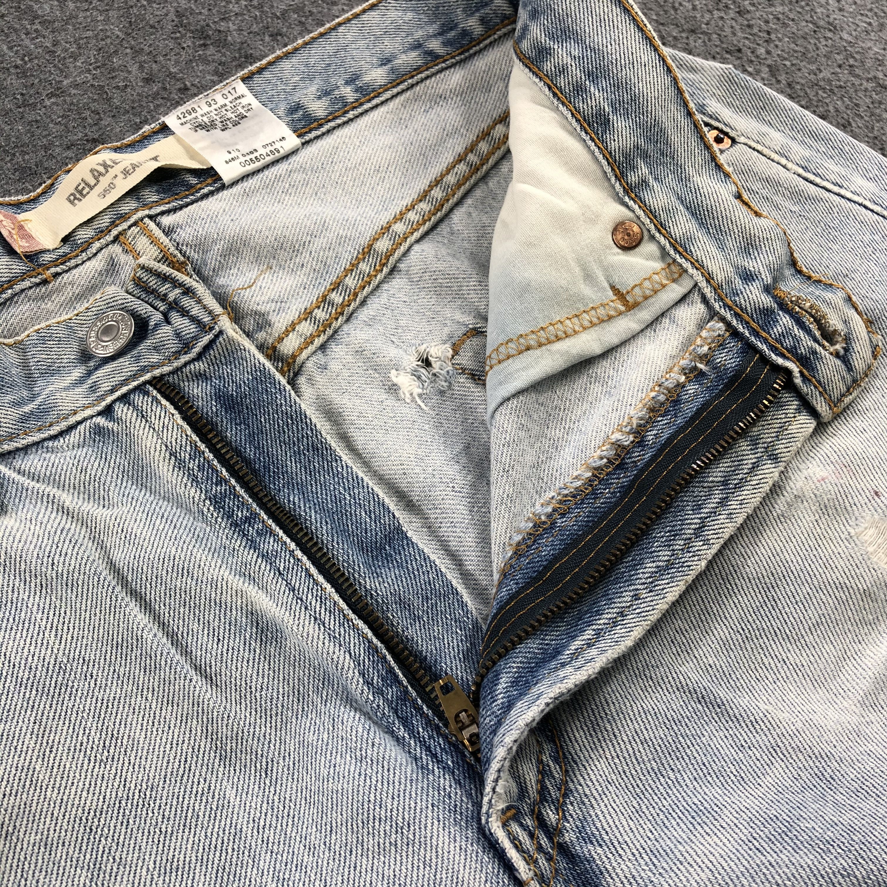 Levi's Vintage Light Wash Levis 550 Jeans-J1486 Size US 32 / EU 48 - 13 Thumbnail