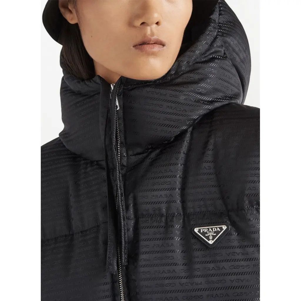 Prada o1mt1gz0925 Logo-Jacquard Hooded Re-Nylon Down Jacket Black Size XL / US 12-14 / IT 48-50 - 8 Thumbnail
