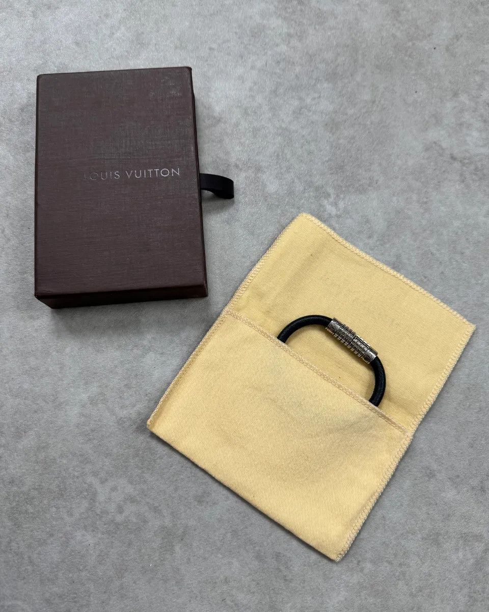 Louis Vuitton Louis Vuitton Black Leather Bracelet Size ONE SIZE - 2 Thumbnail