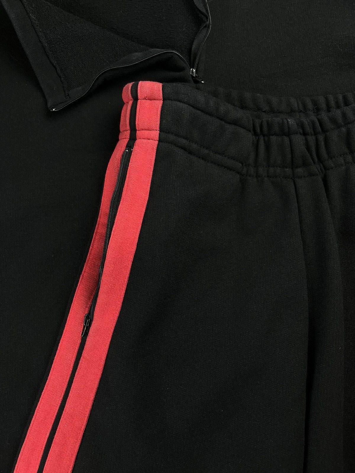 Vetements AW17 Vetements Side Stripe Wide Zip Sweatpants Red Size US 29 - 5 Thumbnail