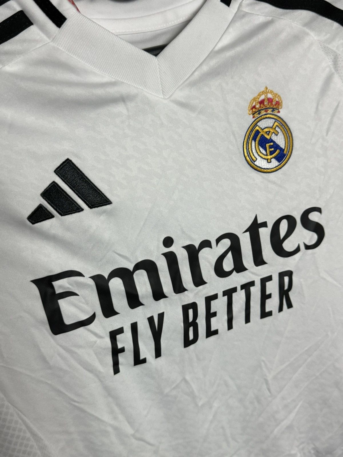 Adidas KIDS Real Madrid 24/25 Home Mbappe Football Jersey T-Shirt Size US XS / EU 42 / 0 - 4 Thumbnail