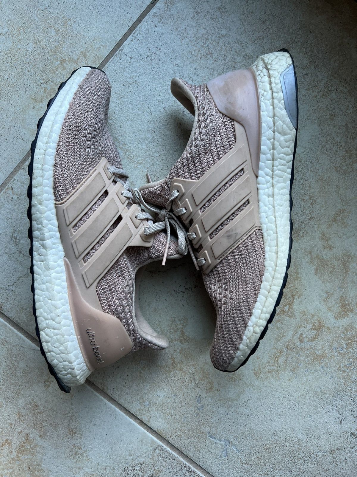 Adidas Ultra Boost Ash Peach (Missing Insoles) Size US 9.5 / IT 39.5 - 8 Thumbnail