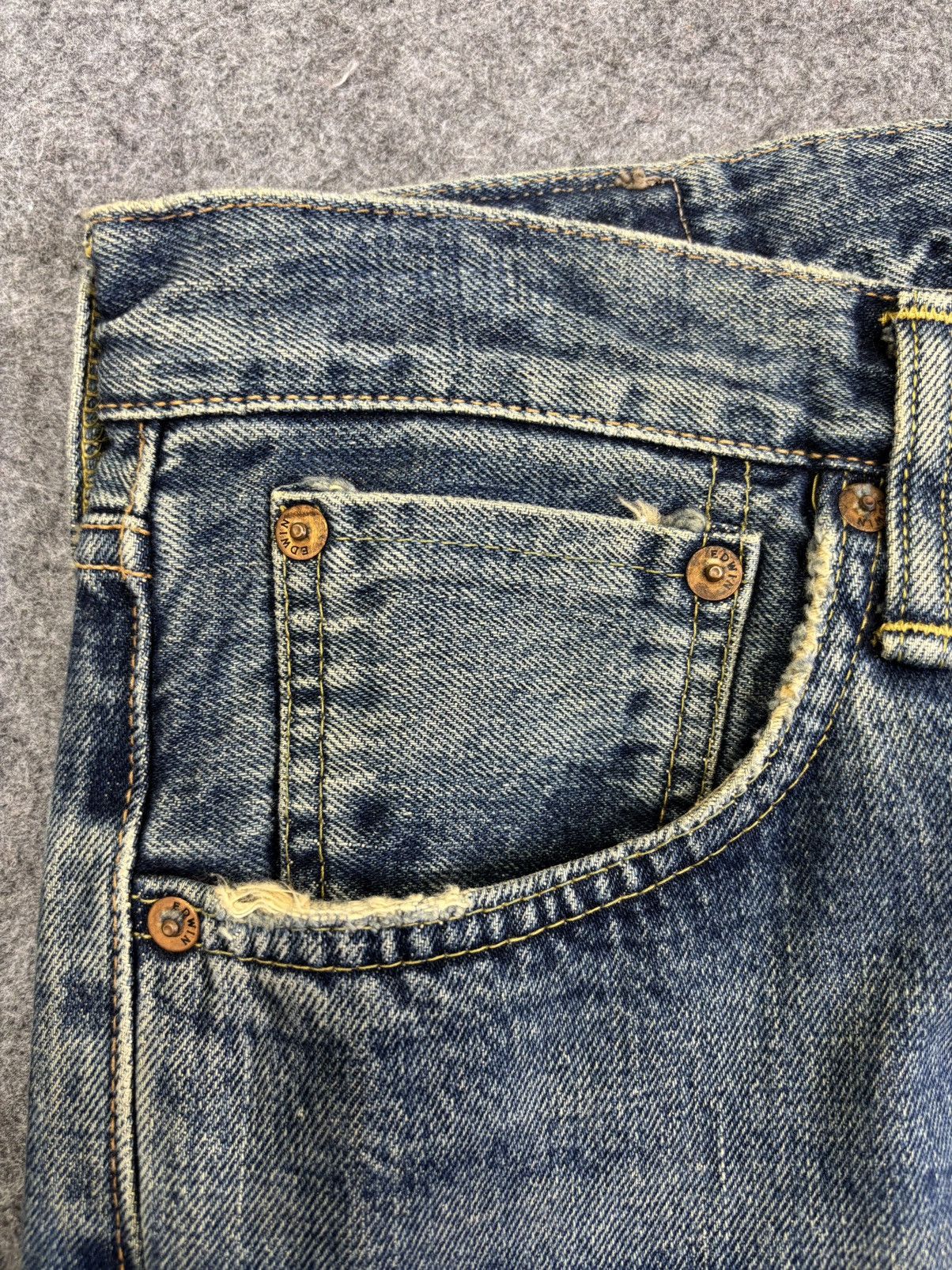 Edwin 💥Wide Rusty Selvedge💥Vtg Edwin 505X Medium Wash Jeans F986 Size US 30 / EU 46 - 5 Thumbnail