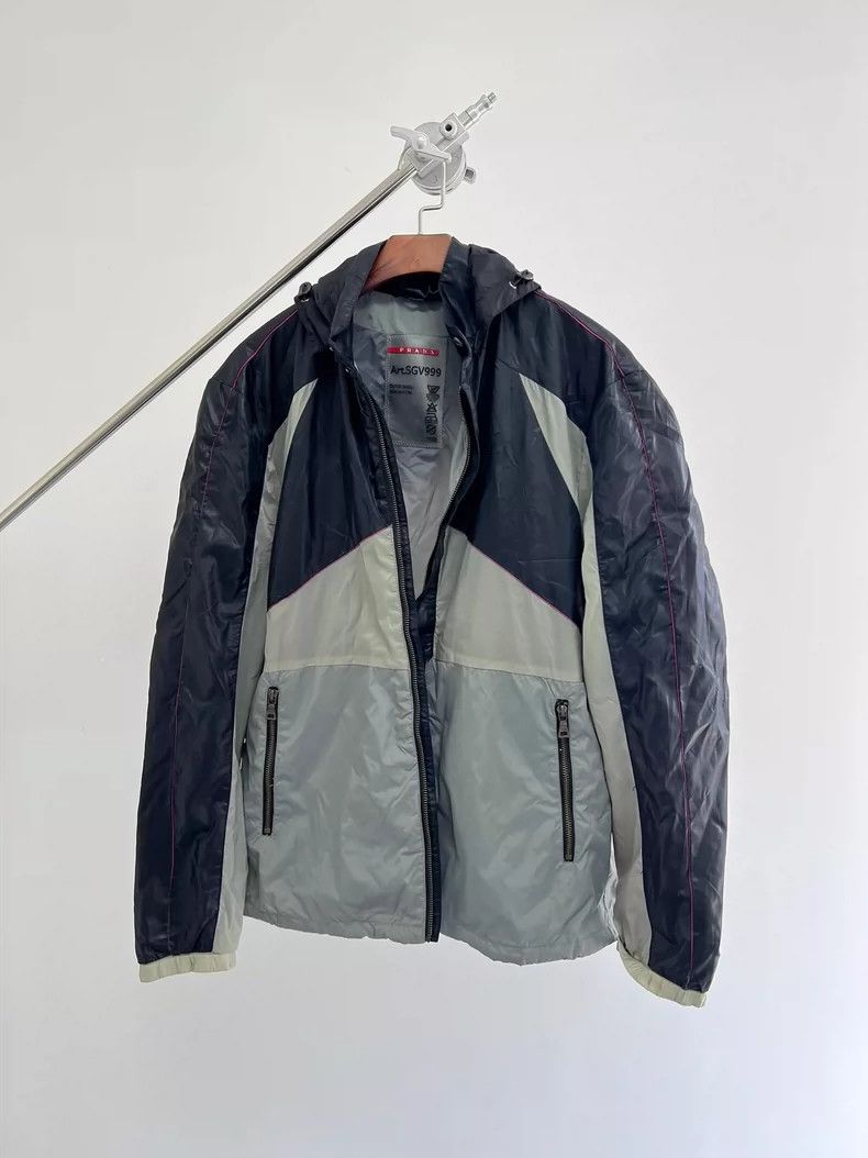 Prada prada Red label nylon color-block zipper jacket 2504-Nextar Size US L / EU 52-54 / 3 - 5 Thumbnail
