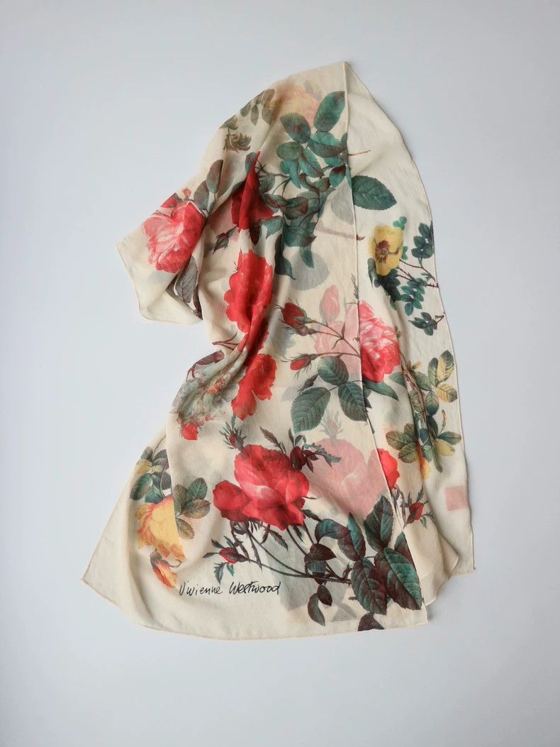 Vivienne Westwood Vivienne Westwood Medieval runway rose scarf Size ONE SIZE - 6 Thumbnail