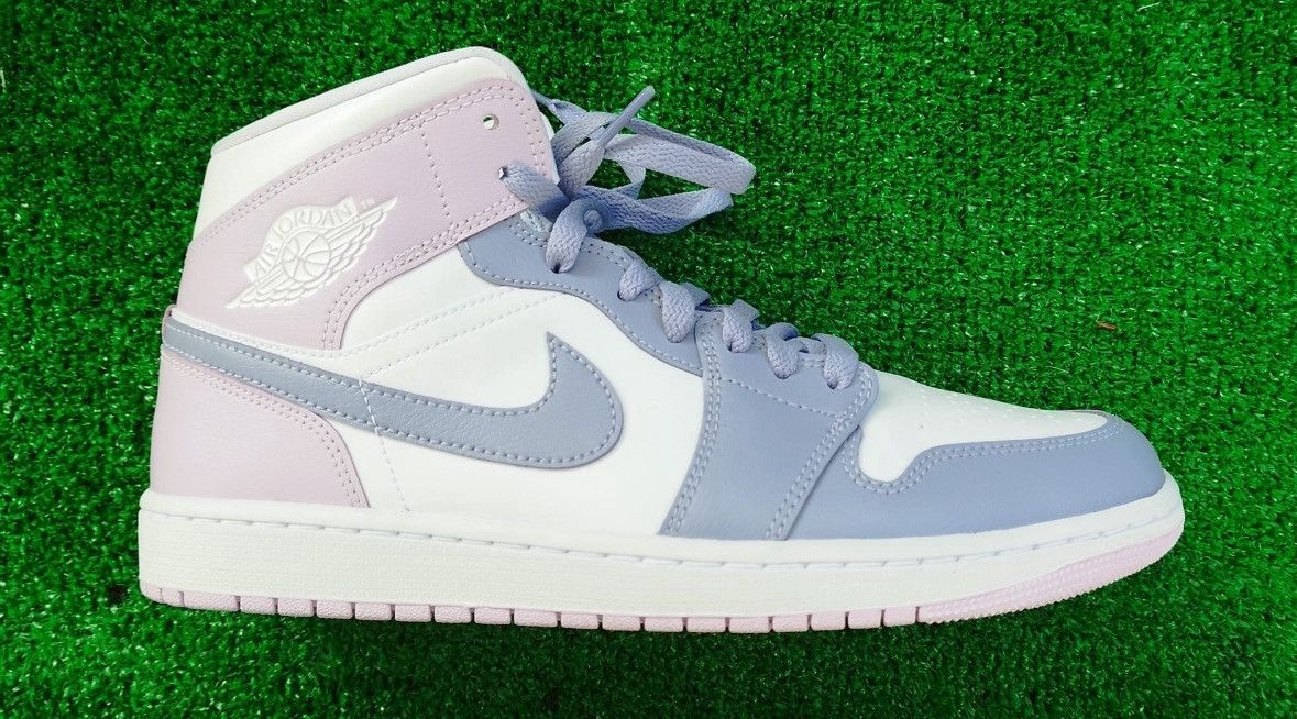 Jordan Brand Shoes Air Jordan 1 High Unisex Size US 12 / IT 42 - 4 Thumbnail