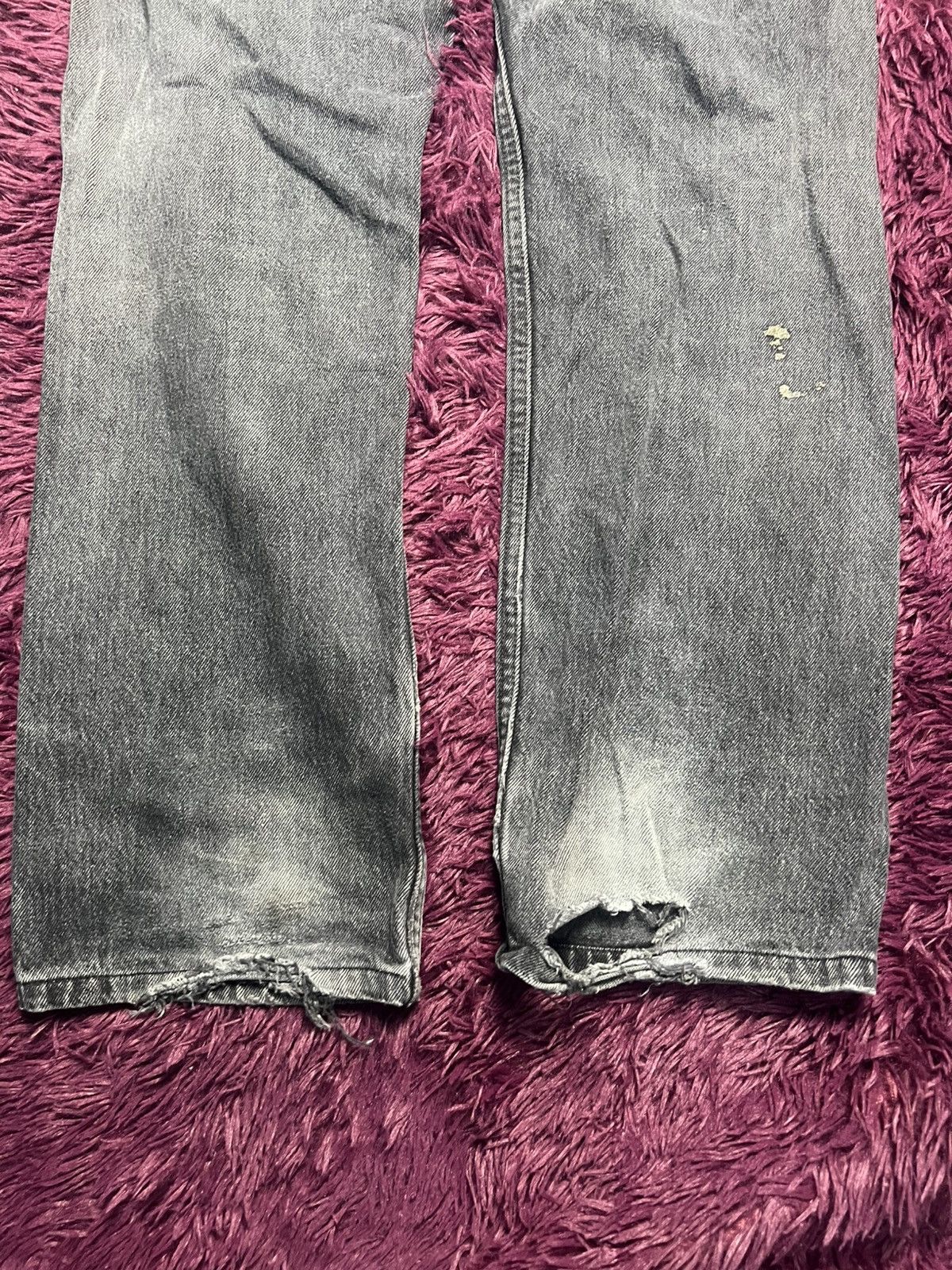 Levi's Vintage 90s Levi's 501 Distressed Denim Jeans (45) Size US 33 - 14 Thumbnail