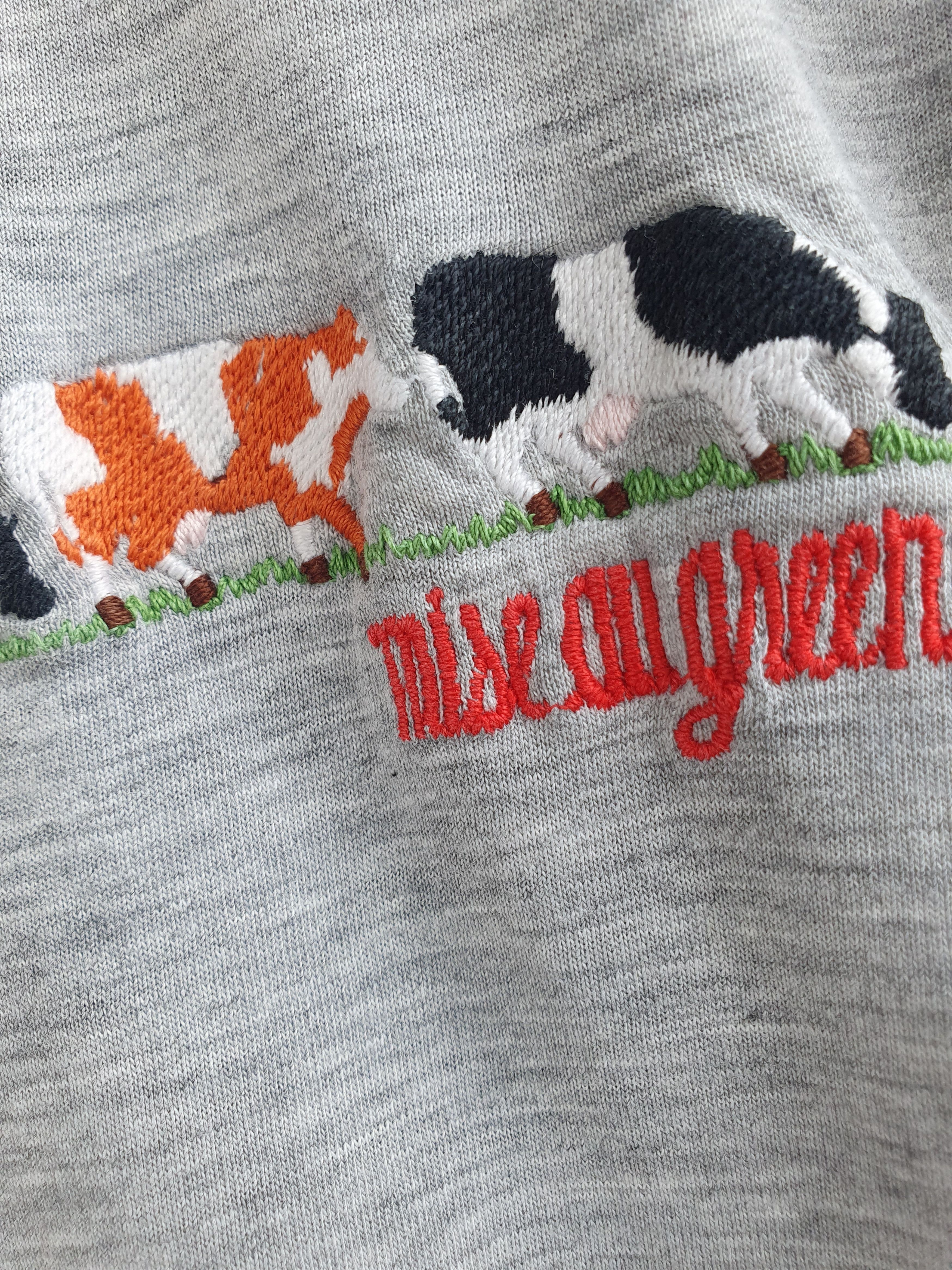Vintage Mise Au Green Three Cows Embroidery Made in France tee XL Size US XL / EU 56 / 4 - 8 Thumbnail