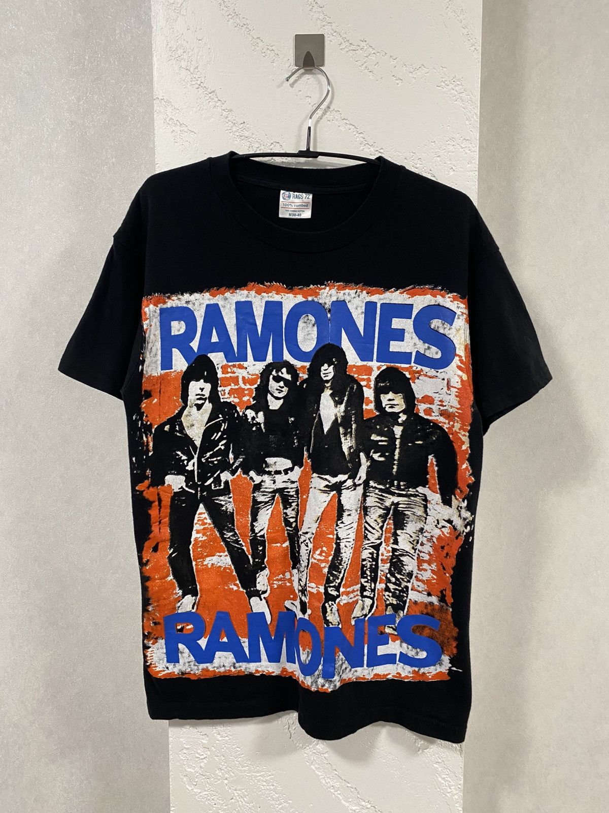 Band Tees 🍀Free Shipping☘️ Vintage Ramones T-Shirt Band Over Printed Size US M / EU 48-50 / 2 - 1 Thumbnail