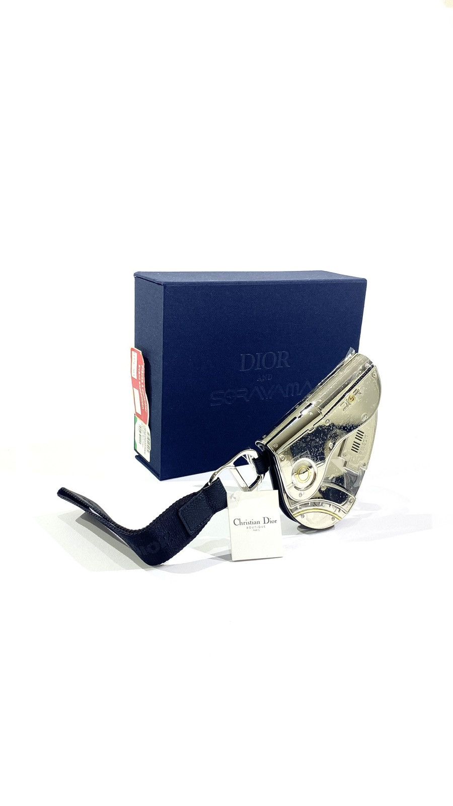 Club Sorayama × Dior Christian Dior X Hajime Sorayama Saddle Metal Pouch Limited Size ONE SIZE - 2 Thumbnail